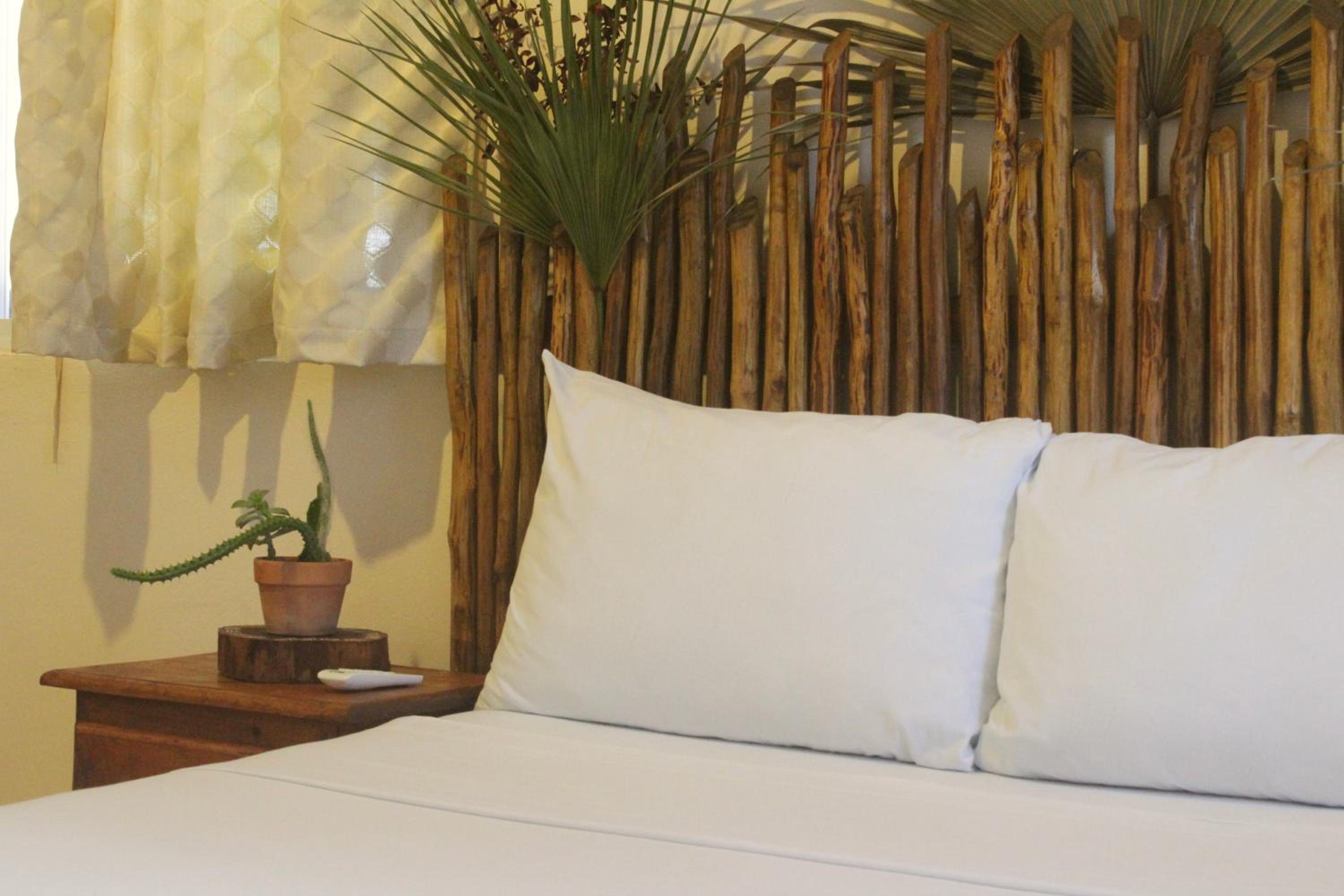 Standard Double Room - Photo 4