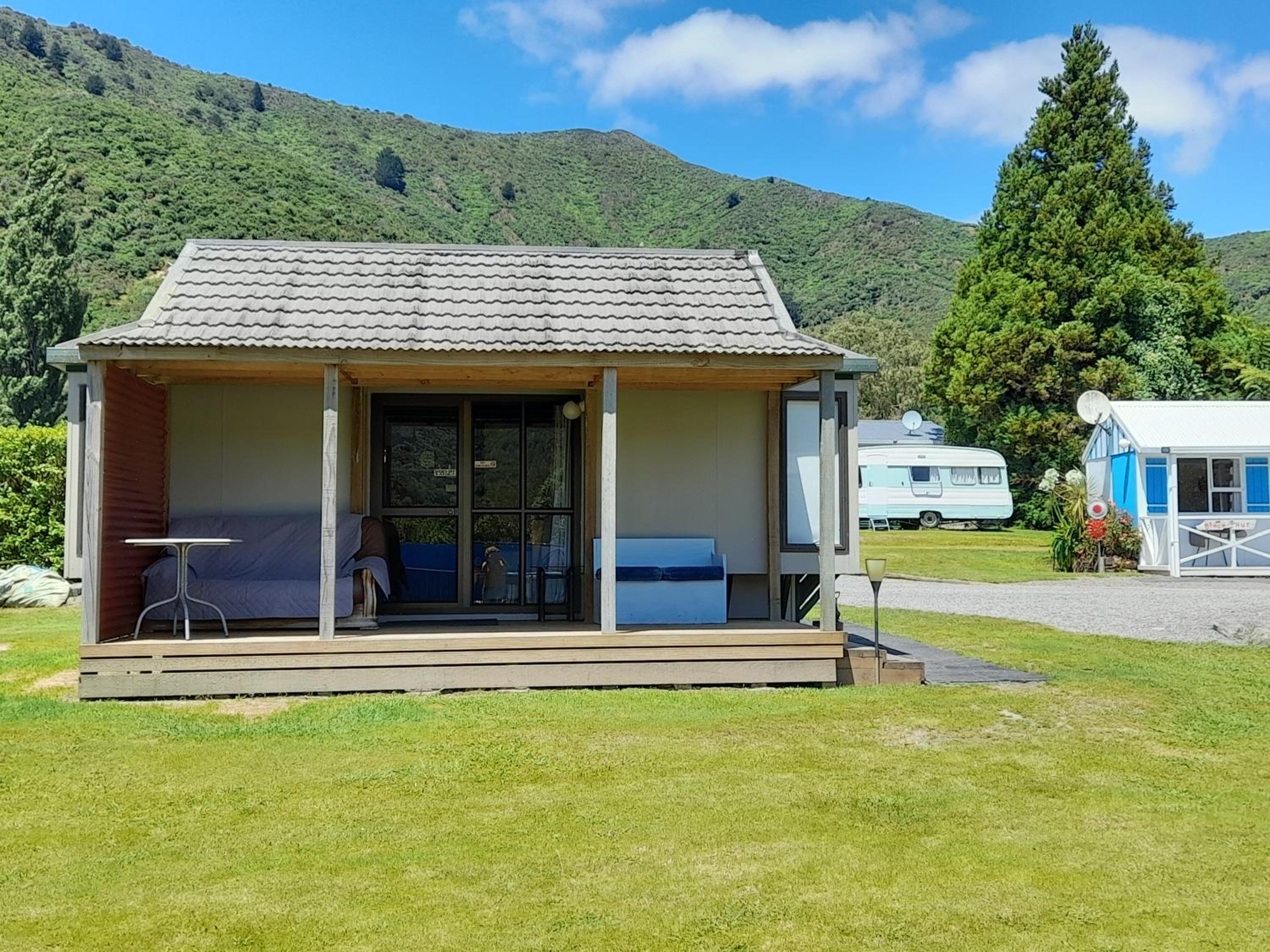 Large Standard Cabin with External shared Bathroom and Kitchen