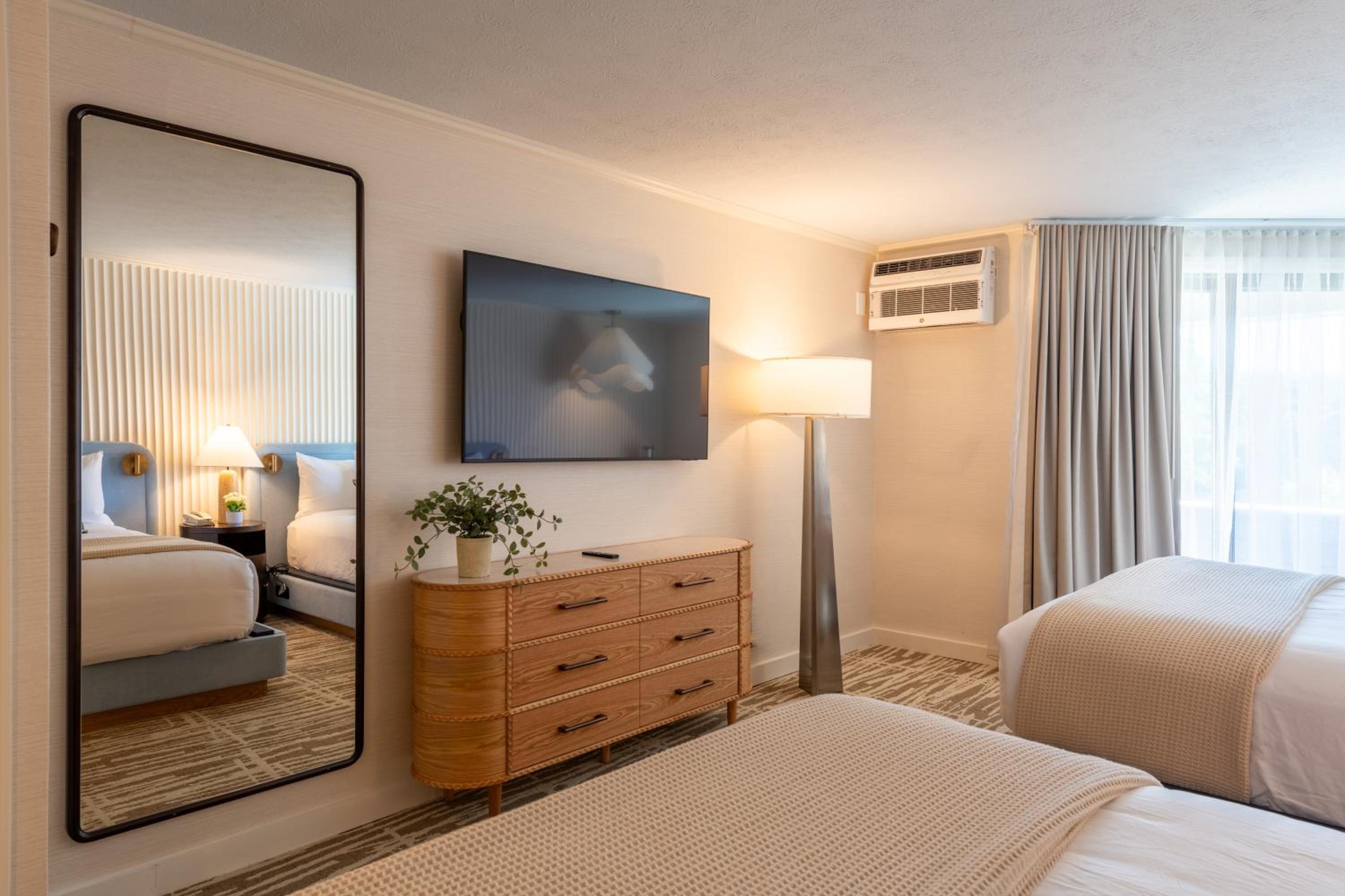 Deluxe Double Room, photo 6