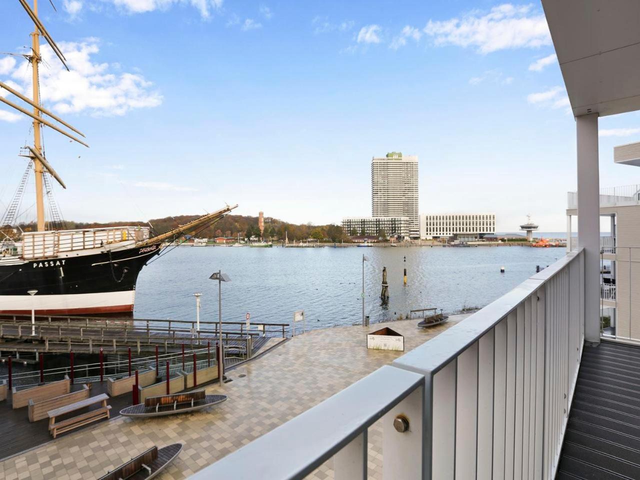 Luxury Two-Bedroom Apartment with Sauna (6 Adults)