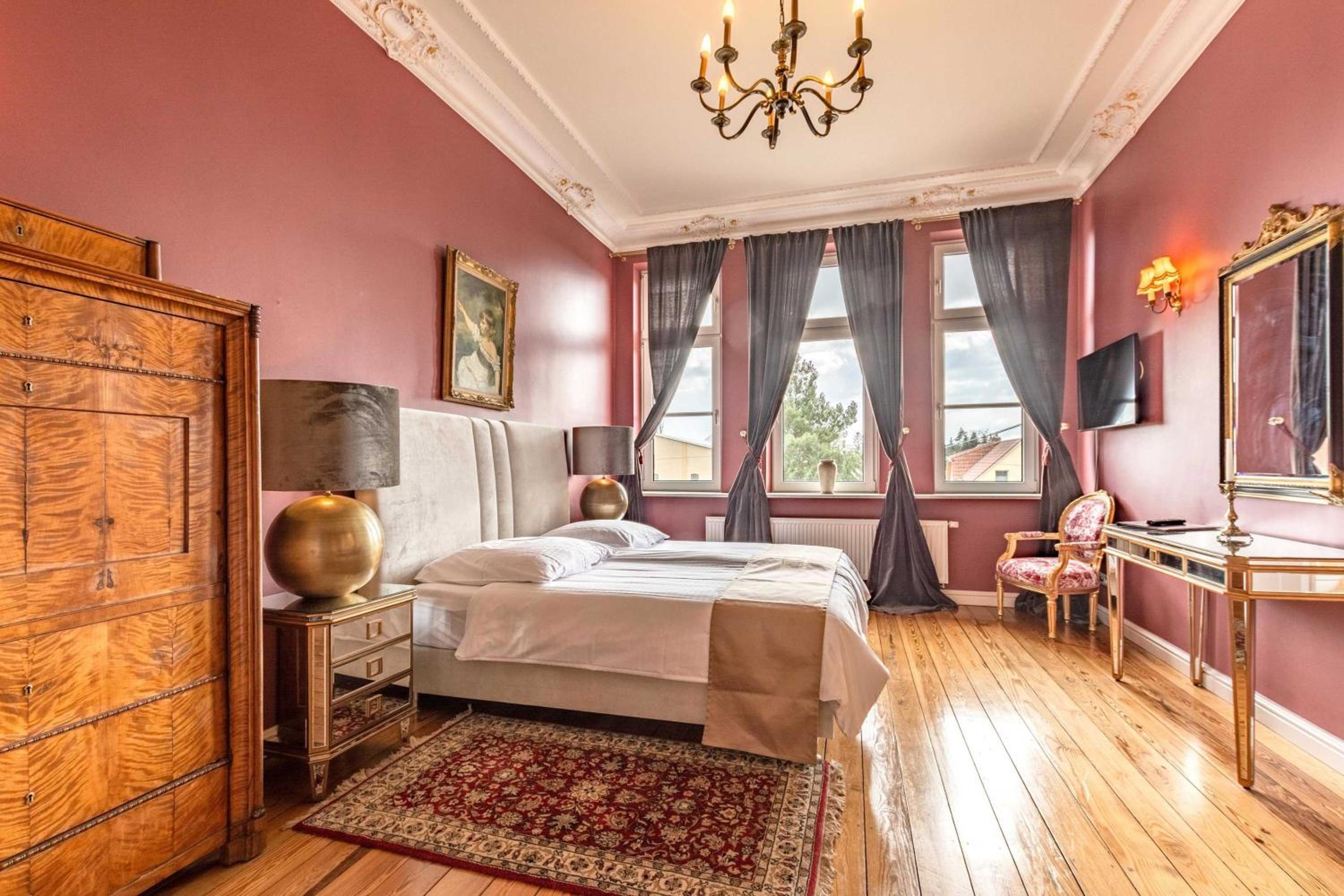 Double or Twin Room with Private Bathroom