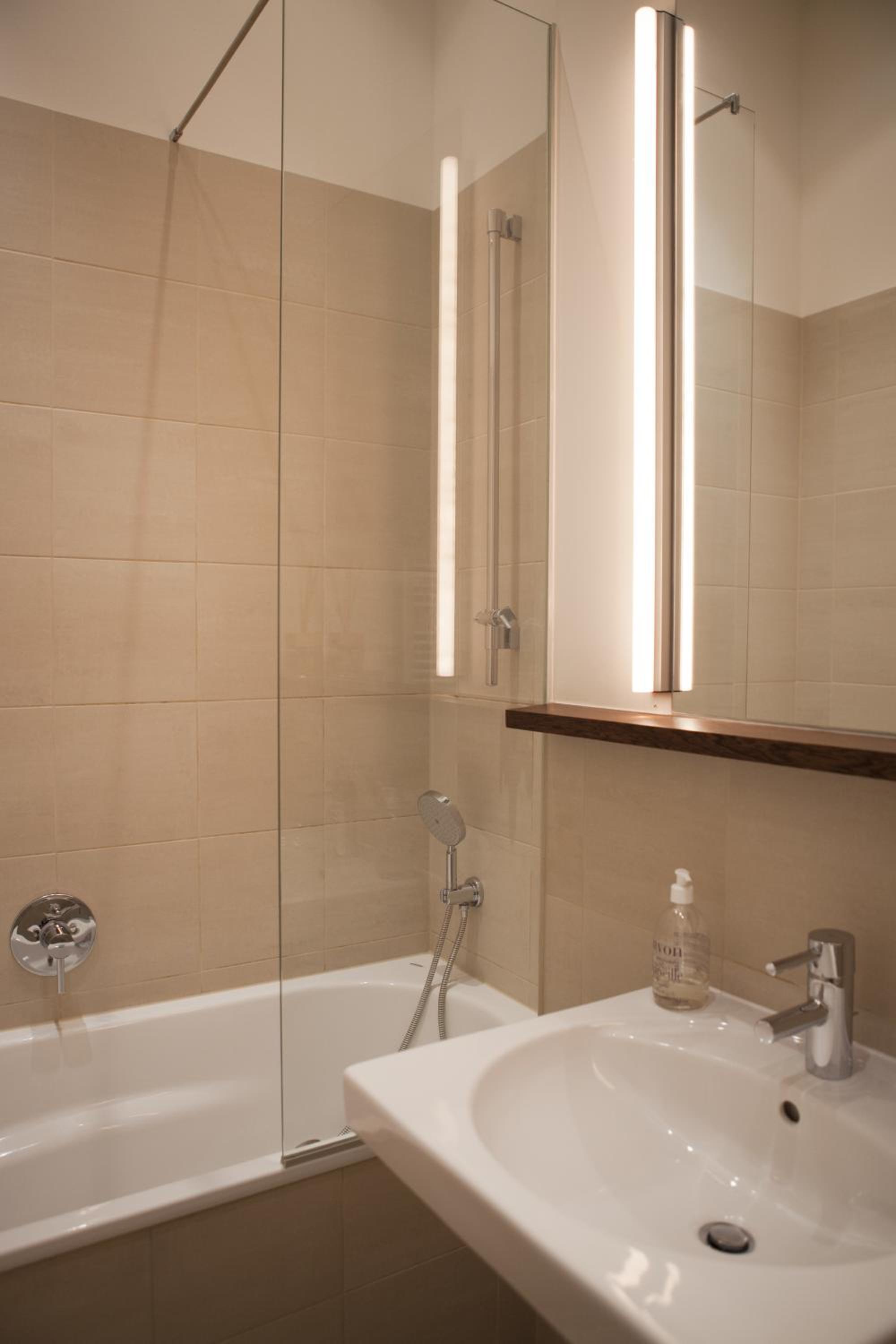 One-Bedroom Apartment - Riemannstr. 54.2 - Photo 23