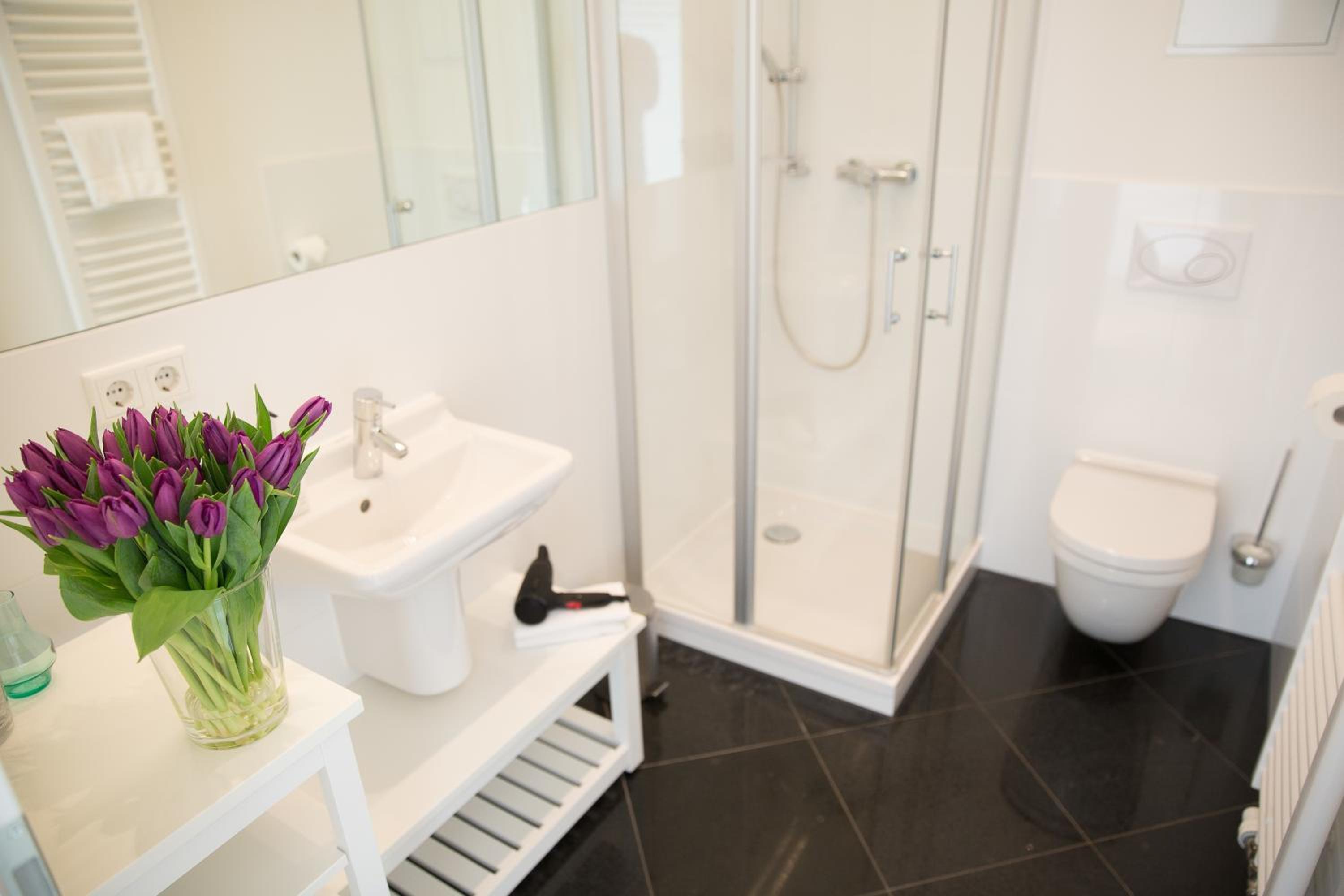 Studio Apartment - Gustav-Adolf-Str. 19a - Photo 2