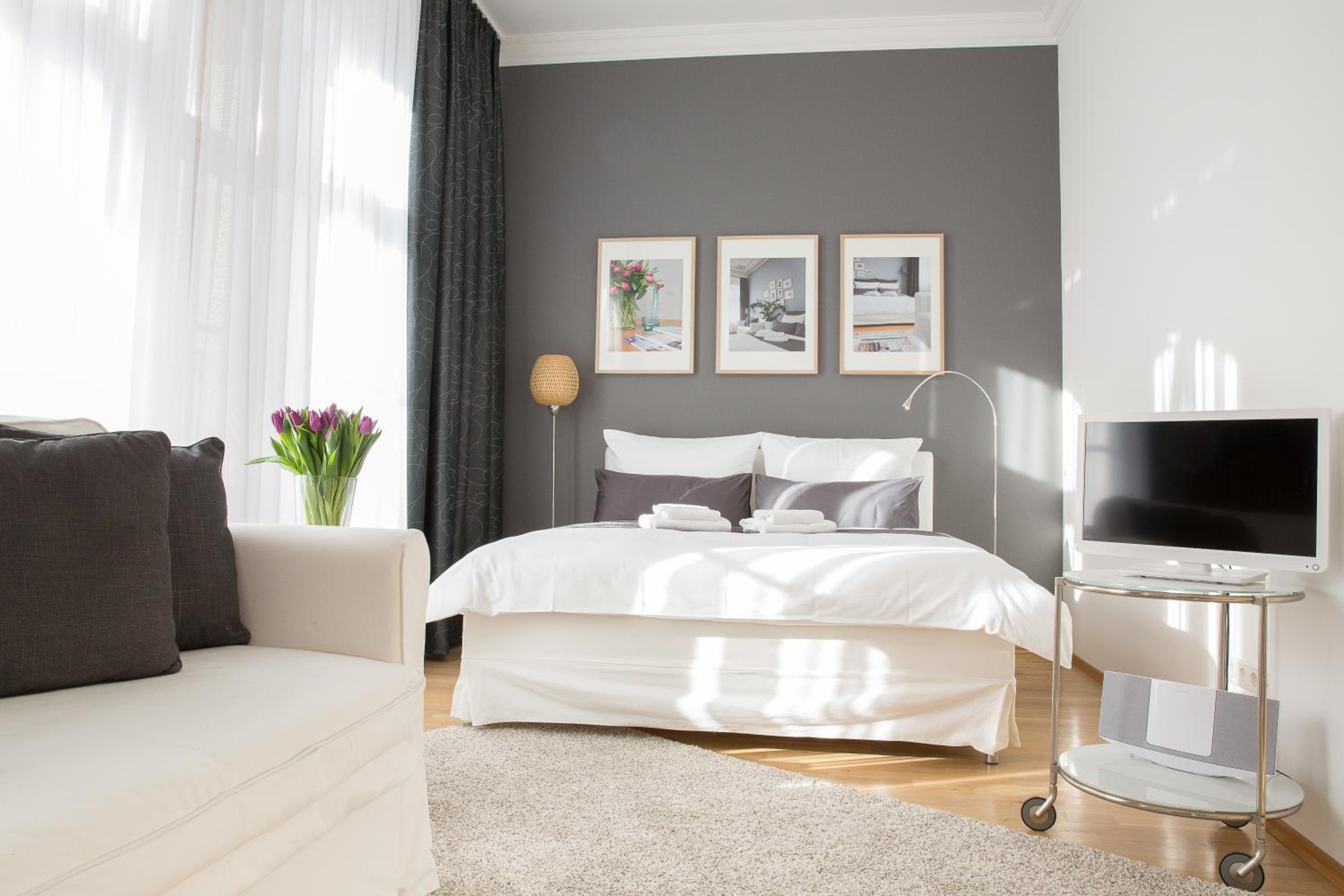 Studio Apartment - Gustav-Adolf-Str. 19a - Photo 3
