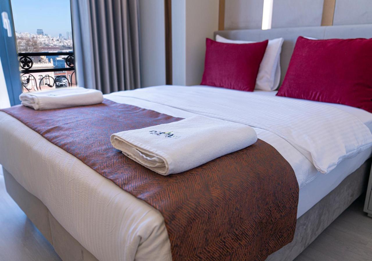 Deluxe Double Room with Sea View photo 3