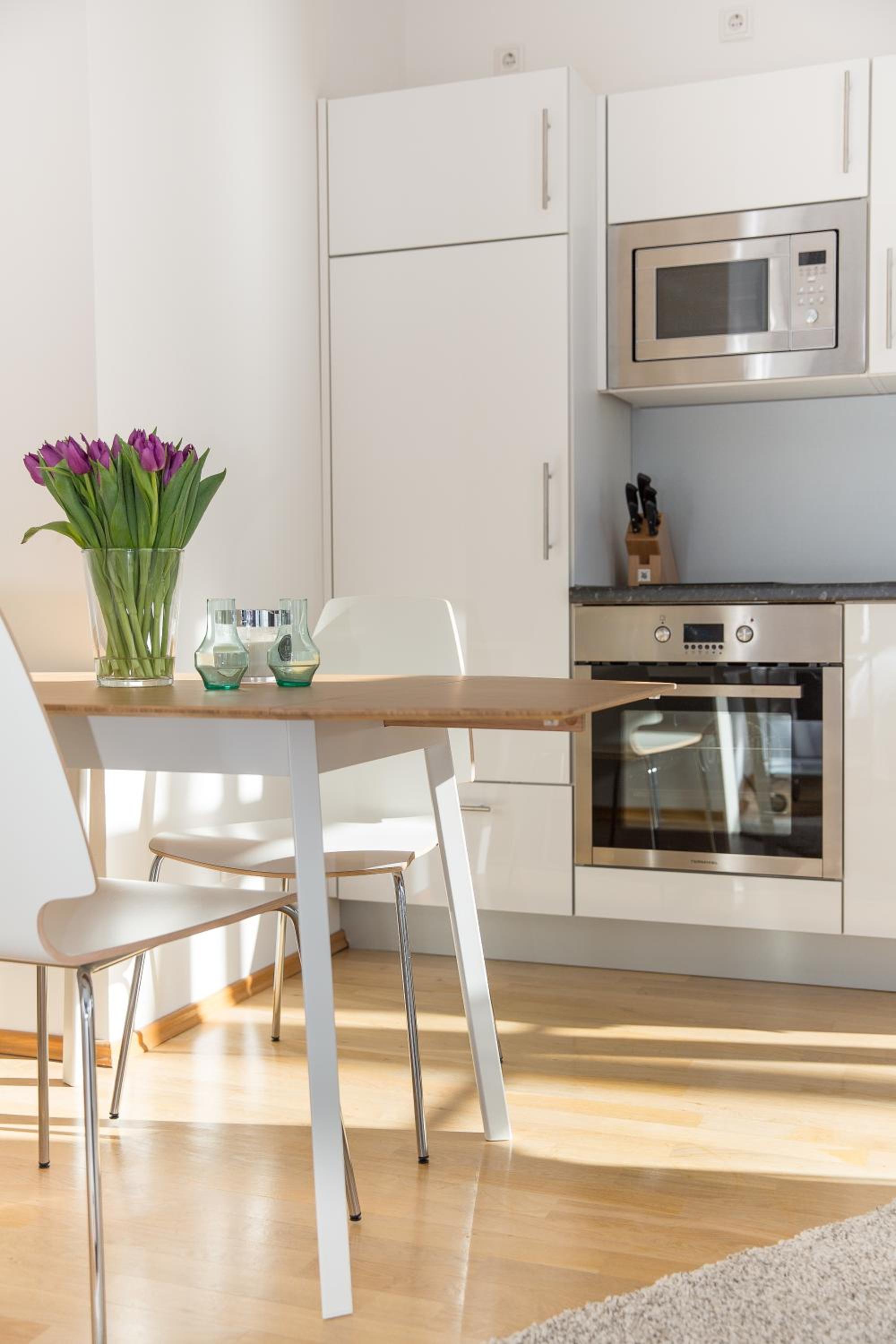 Studio Apartment - Gustav-Adolf-Str. 19a - Photo 11