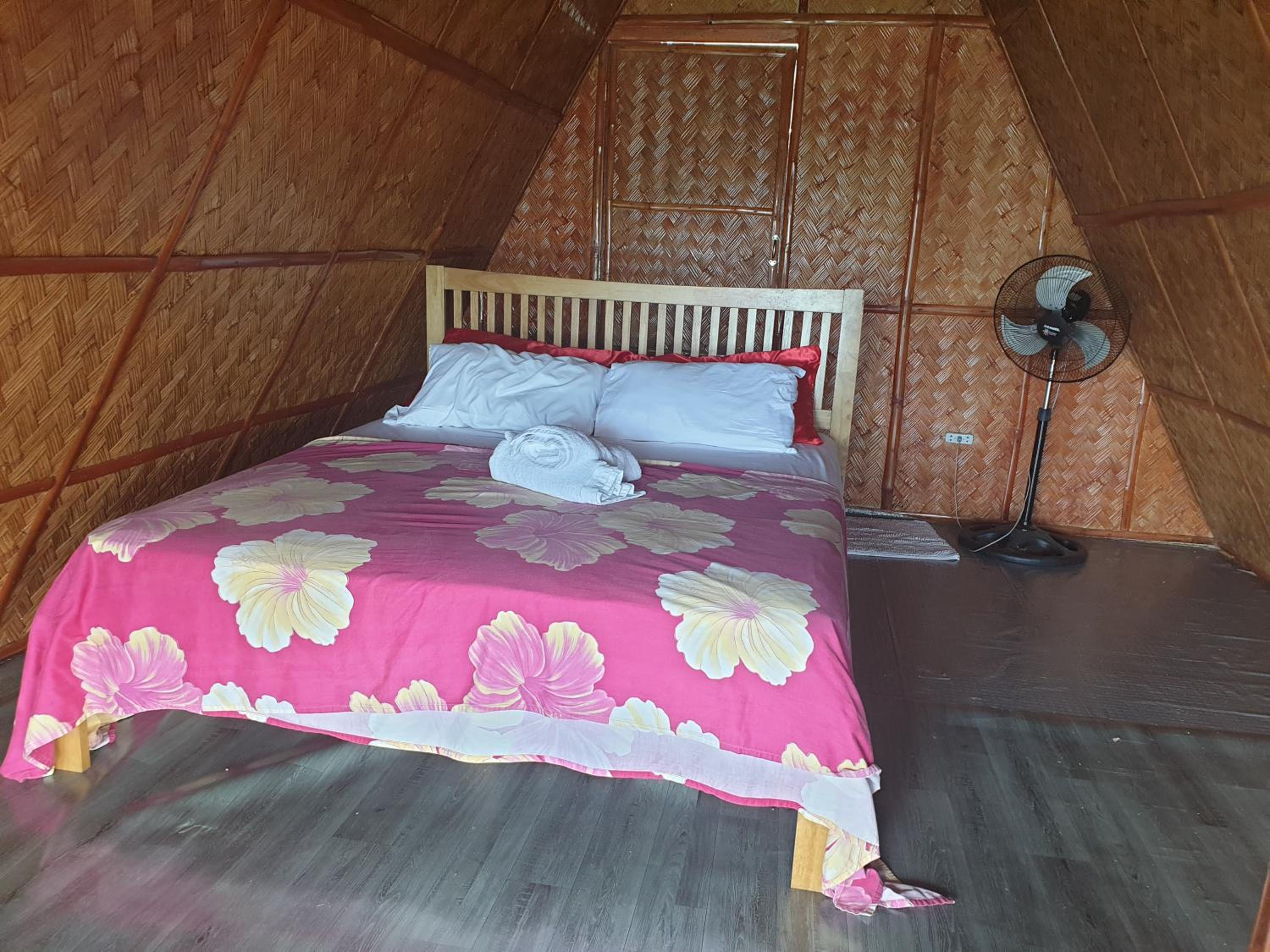 Bungalow with Fan
