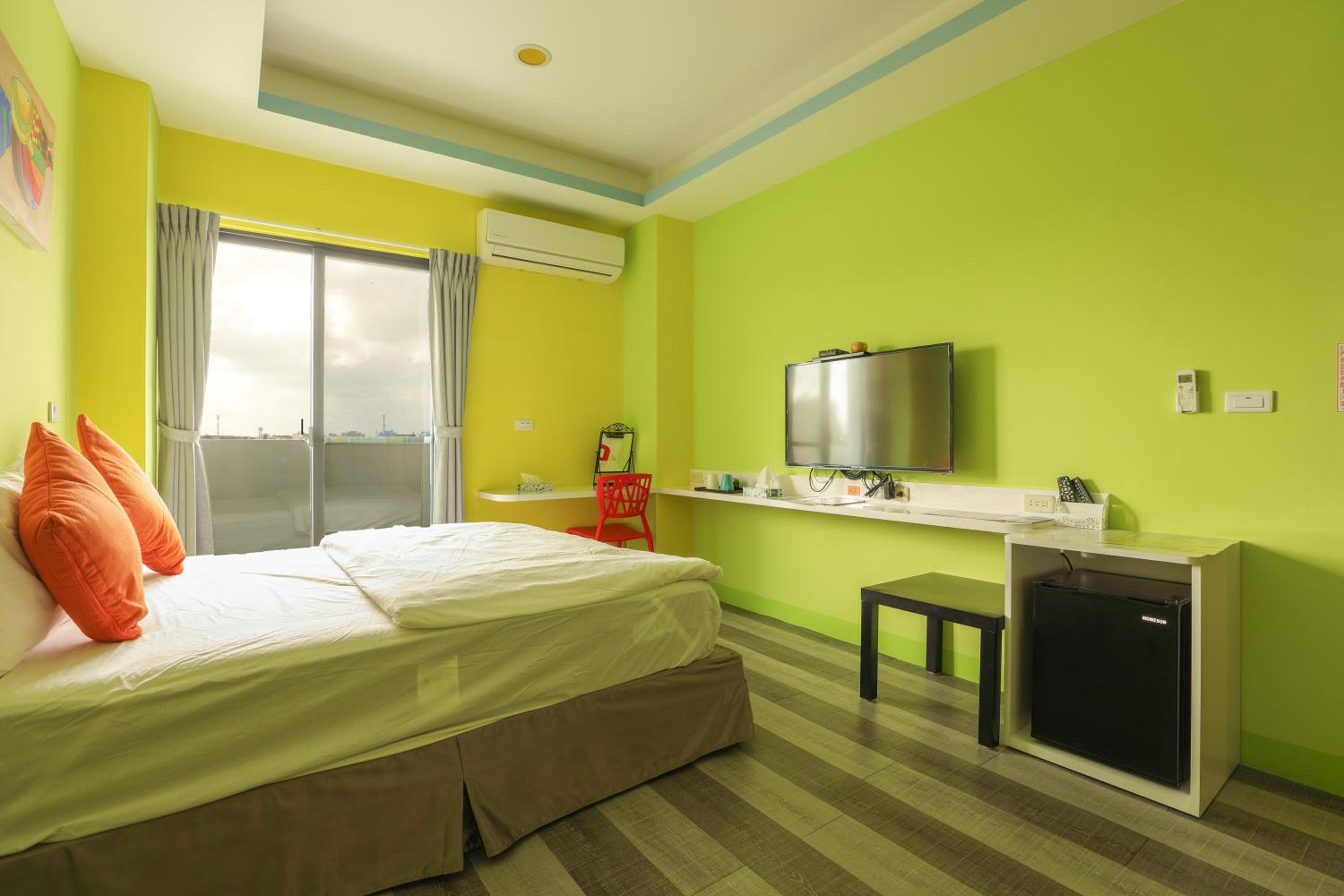 Economy Double Room photo 3