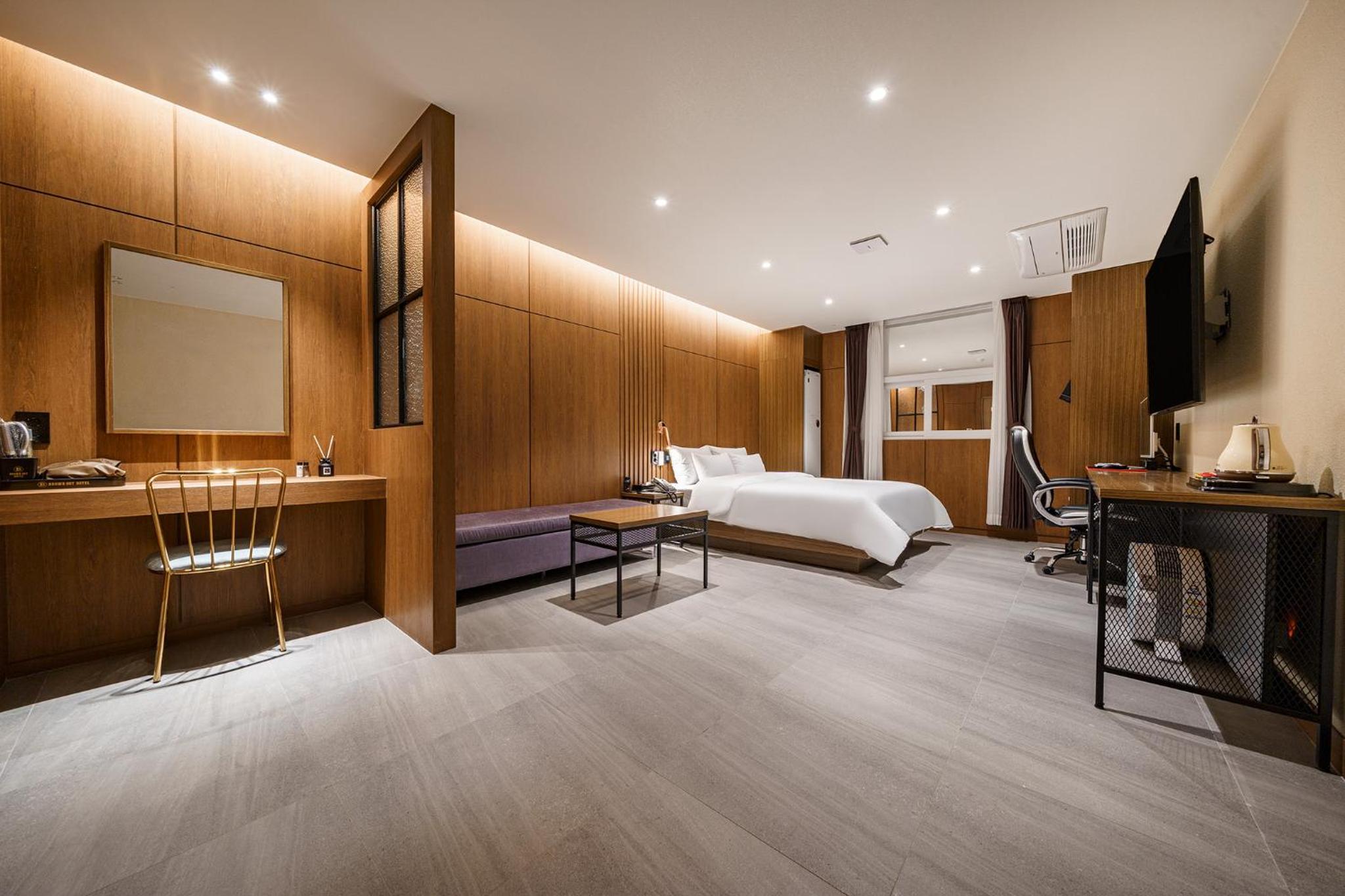 Suite A