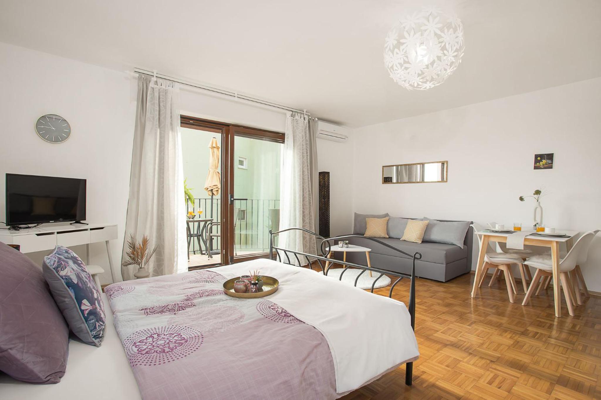Apartment With Sea View