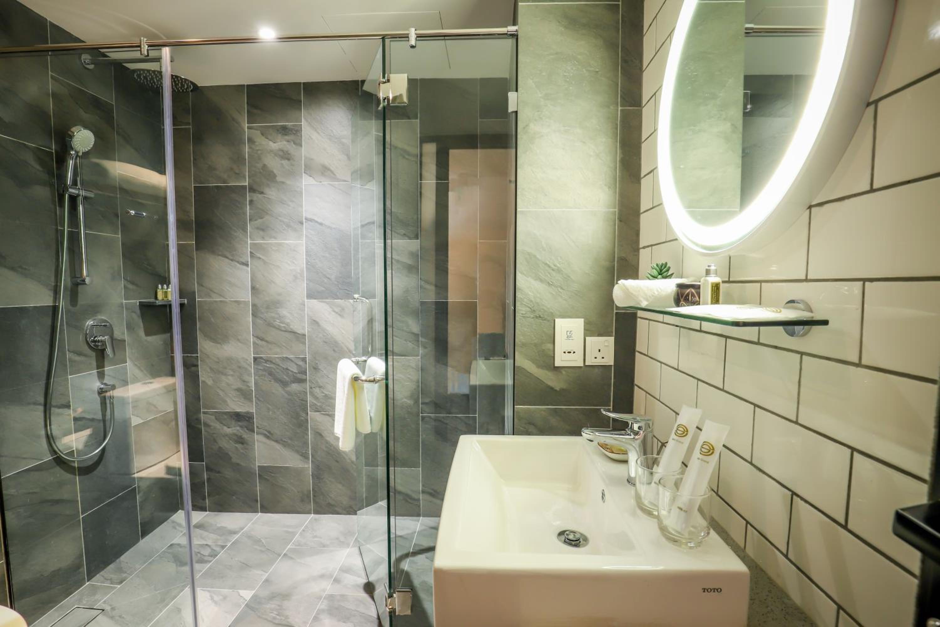 Peranakan Signature Suite - Photo 3