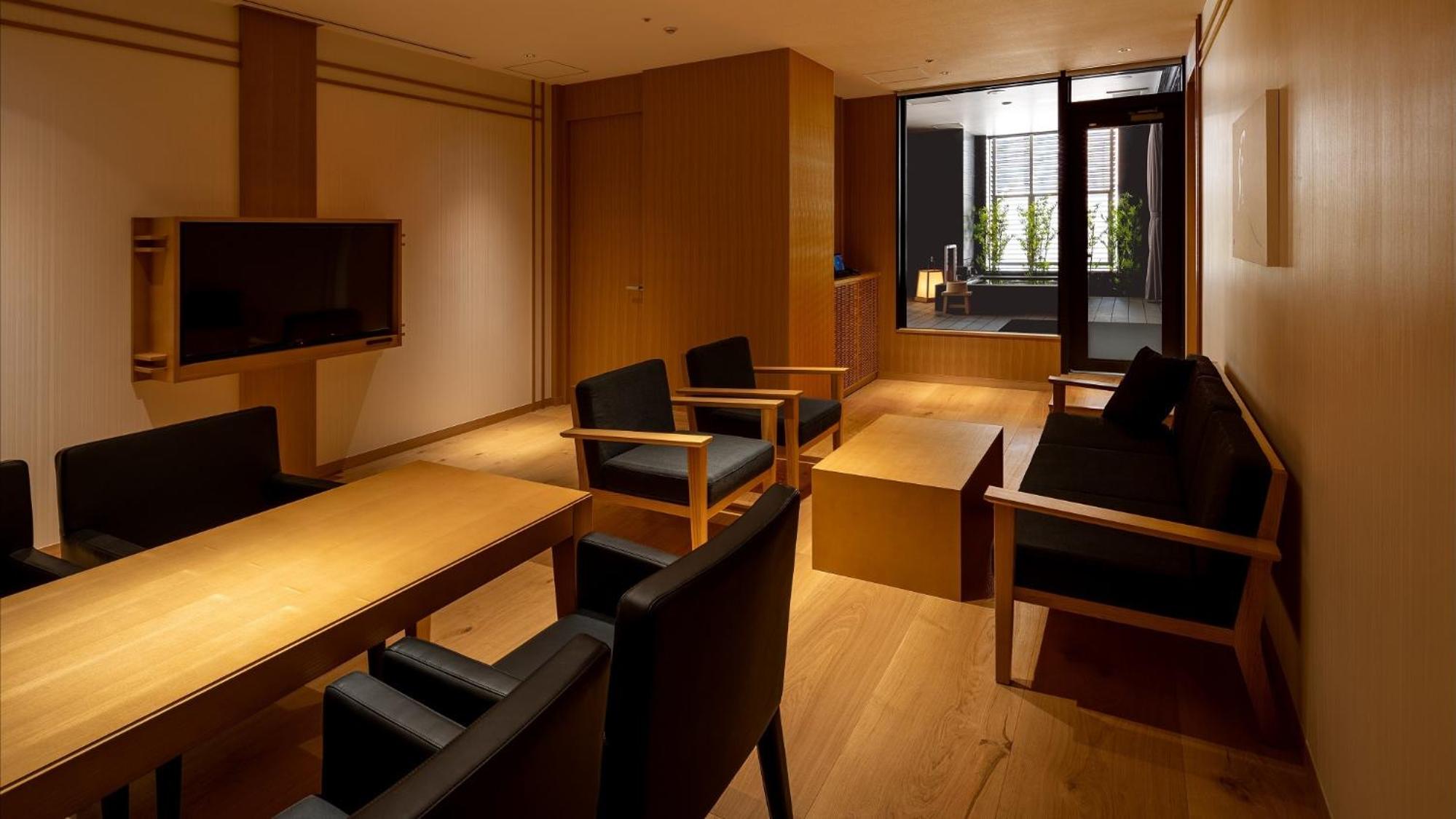 Suite with Open-Air Bath - Hillside View - Photo 10