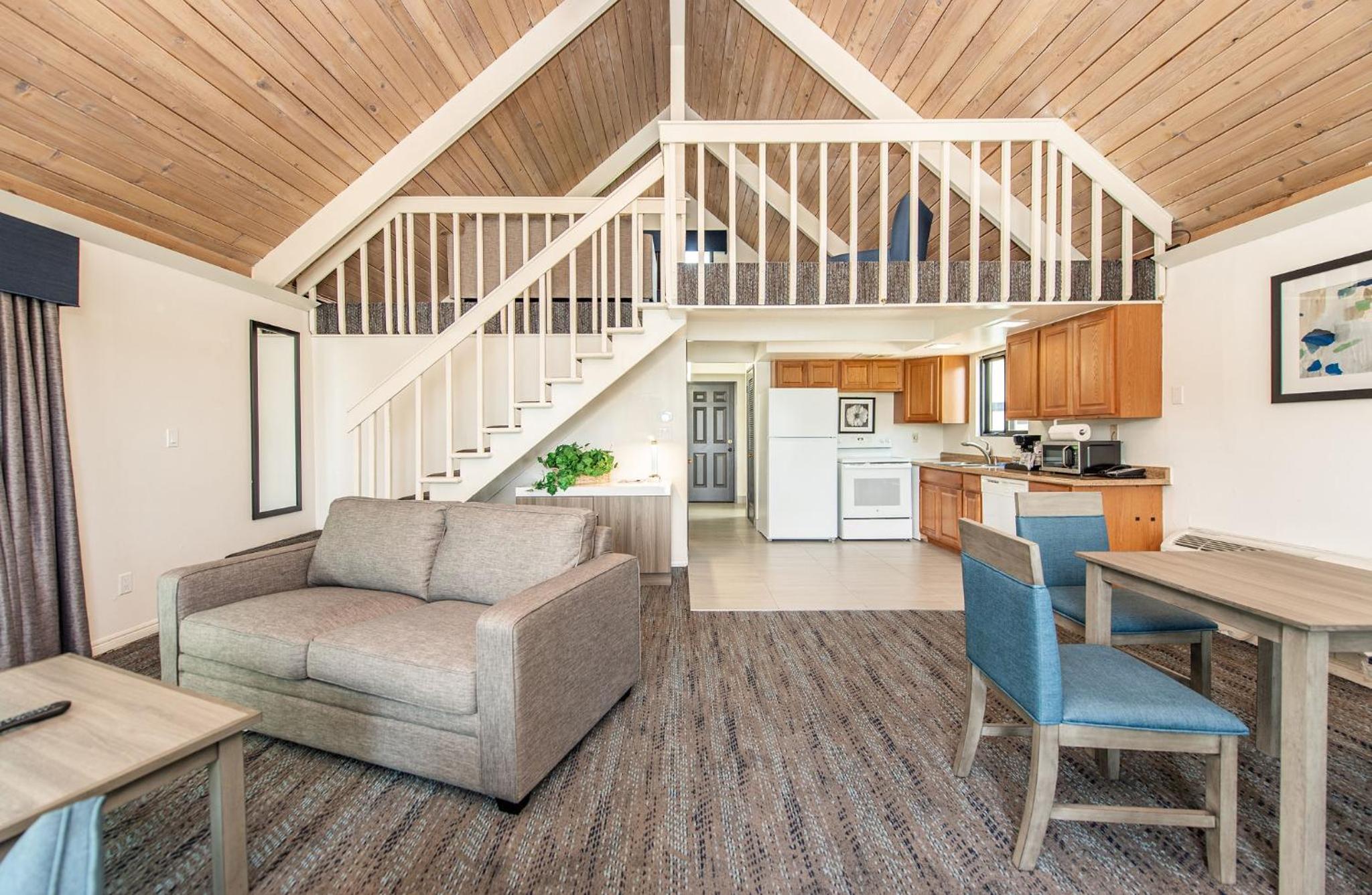 Two-Bedroom Chalet, photo 6