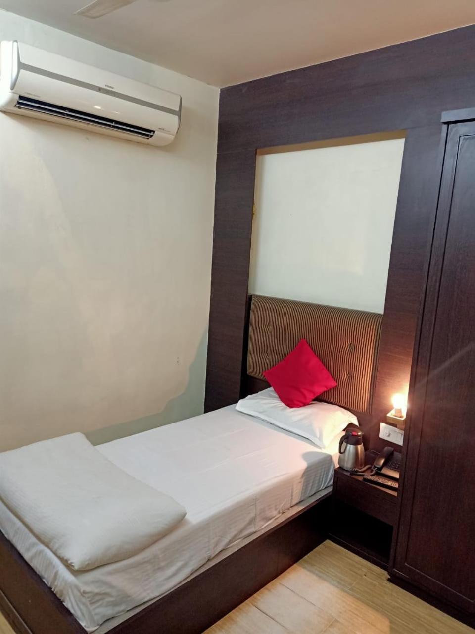 Standard Single Room photo 3
