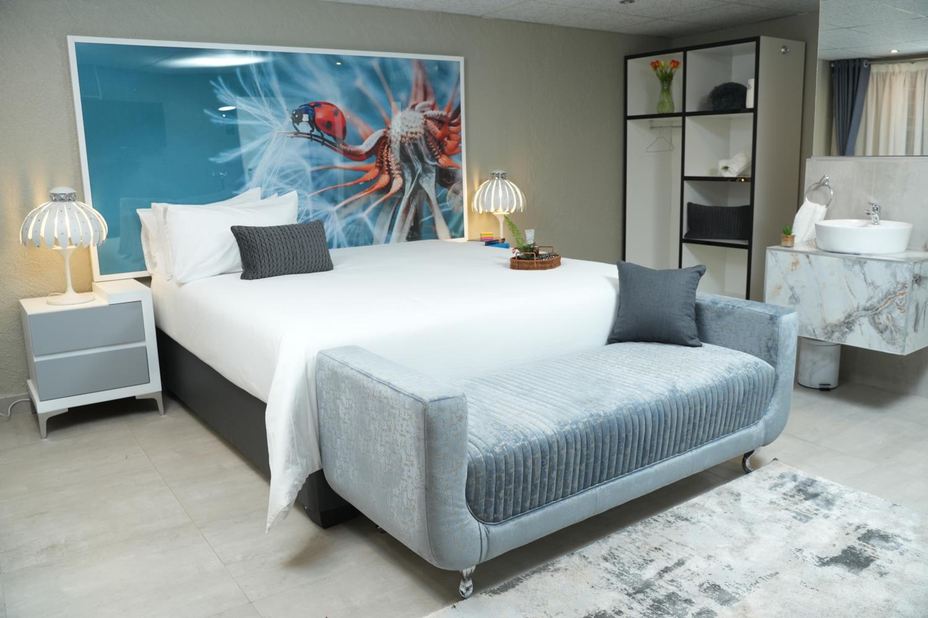Superior King Room