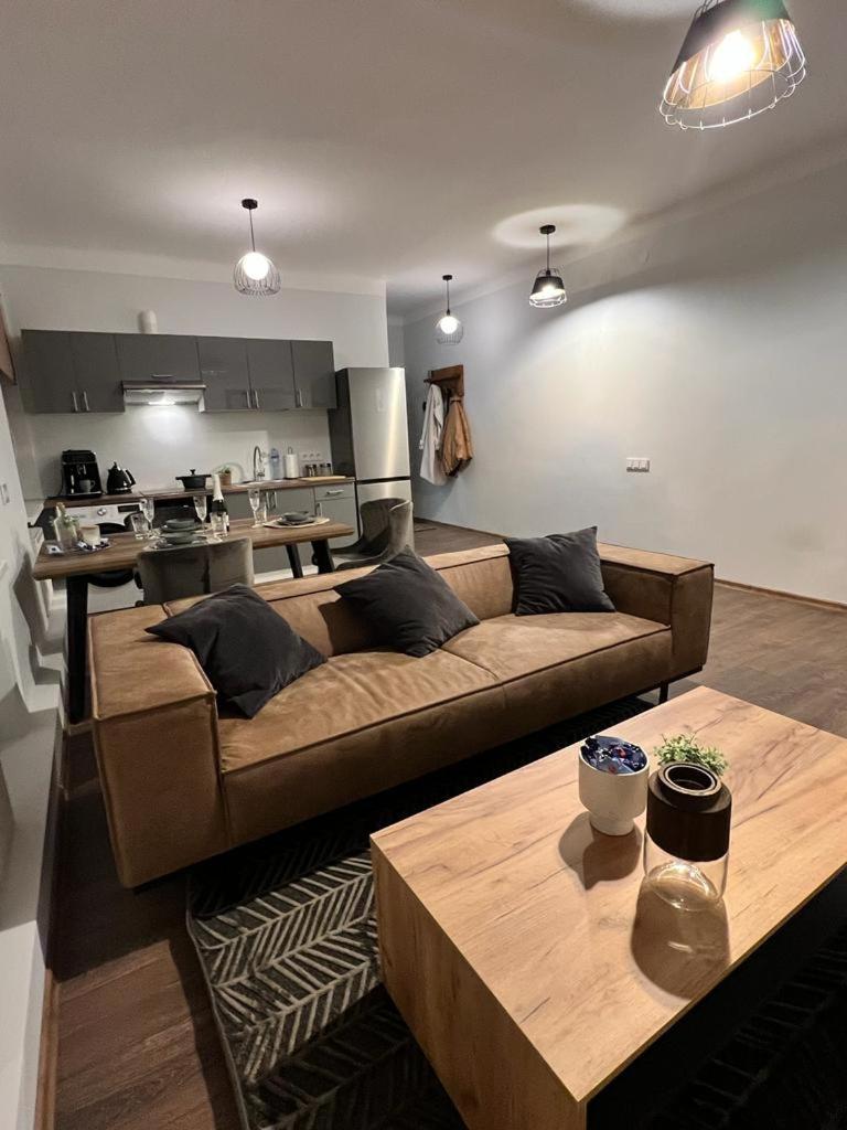 One-Bedroom Apartment - Photo 19