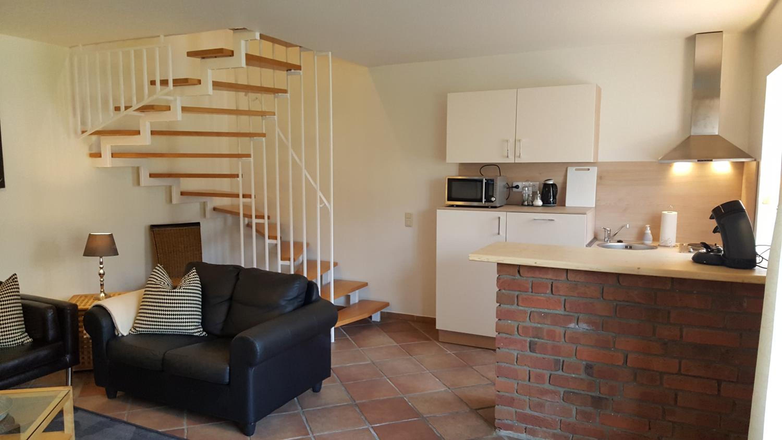 One-Bedroom Apartment photo 2