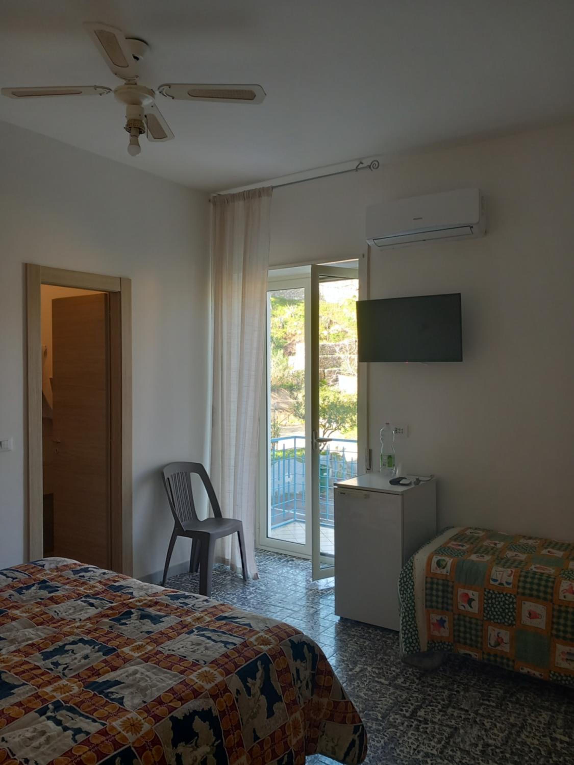 Basic Triple Room - Photo 8