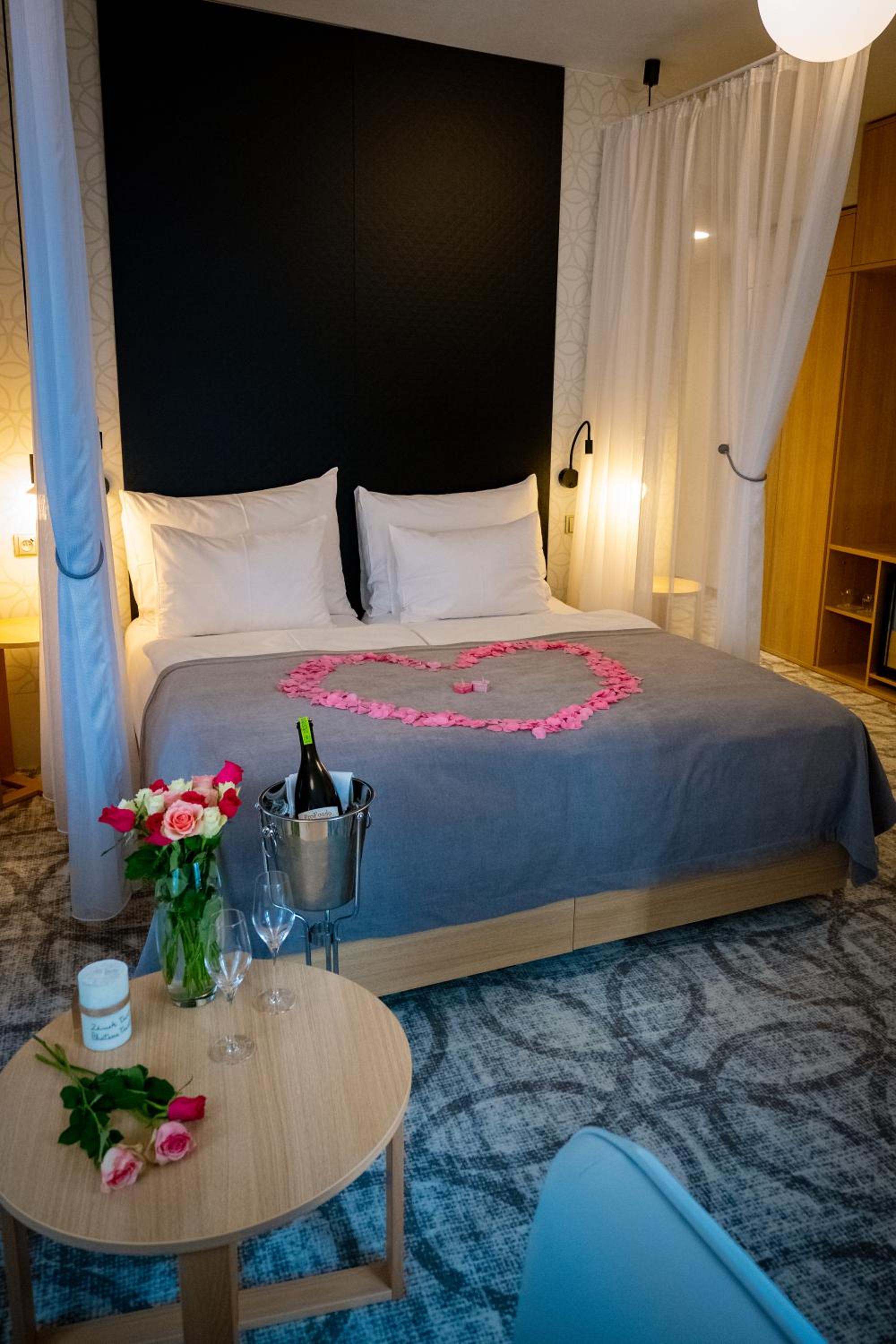 Deluxe Double Room photo 3