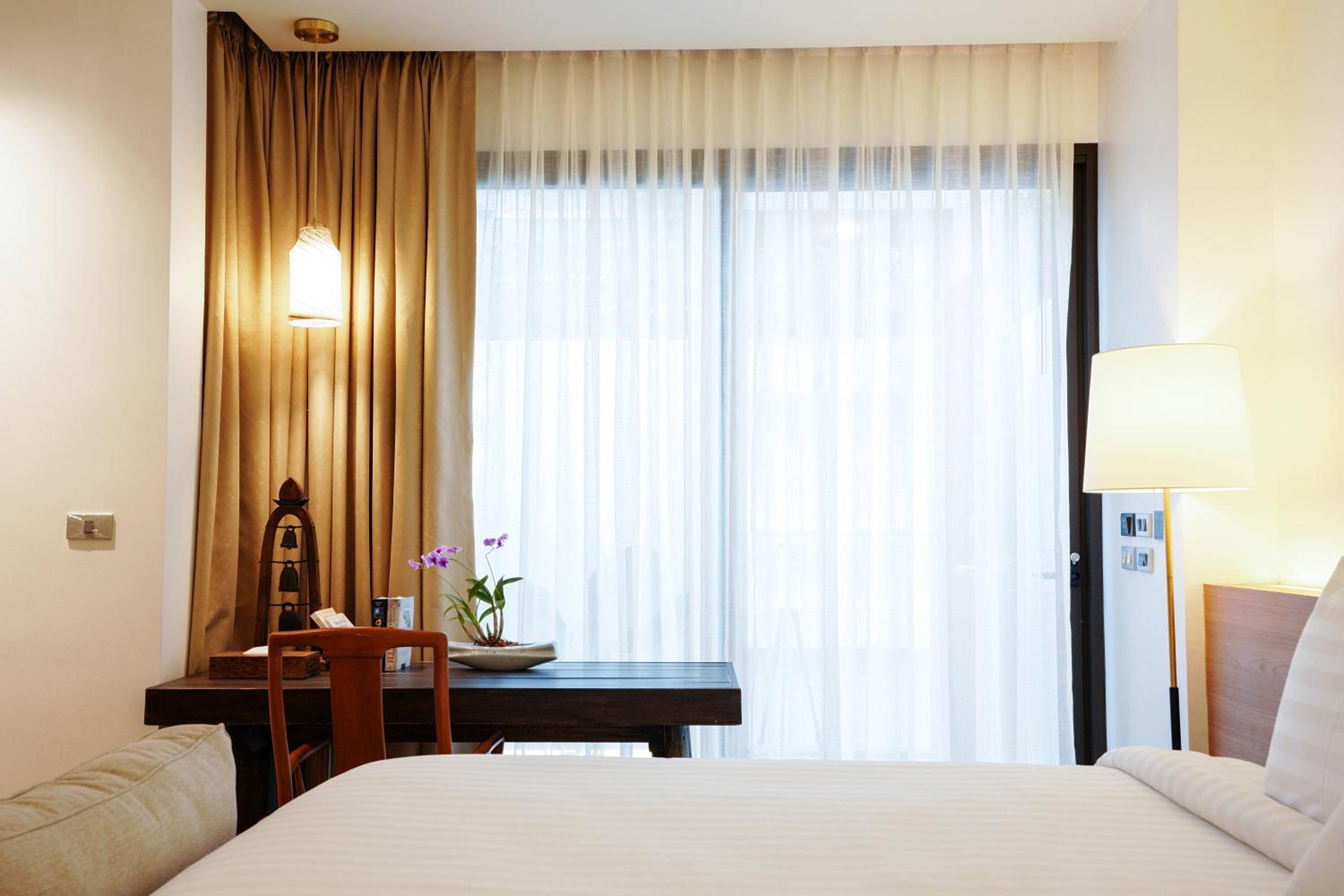 Deluxe Suite - Photo 5