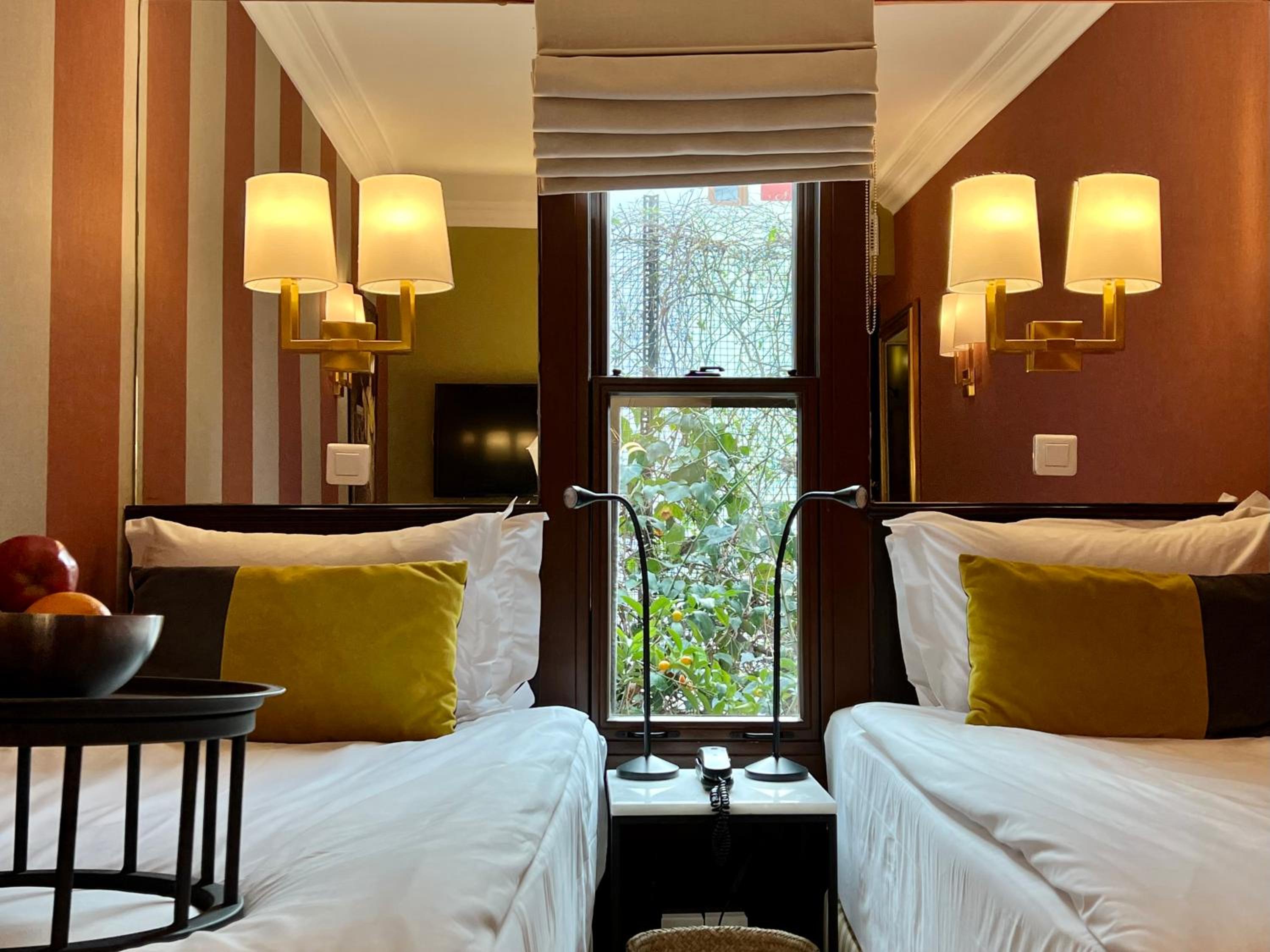 Standard Twin Room photo 3