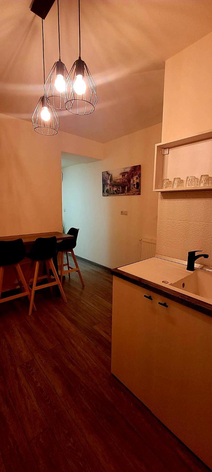 One-Bedroom Apartment - Photo 5
