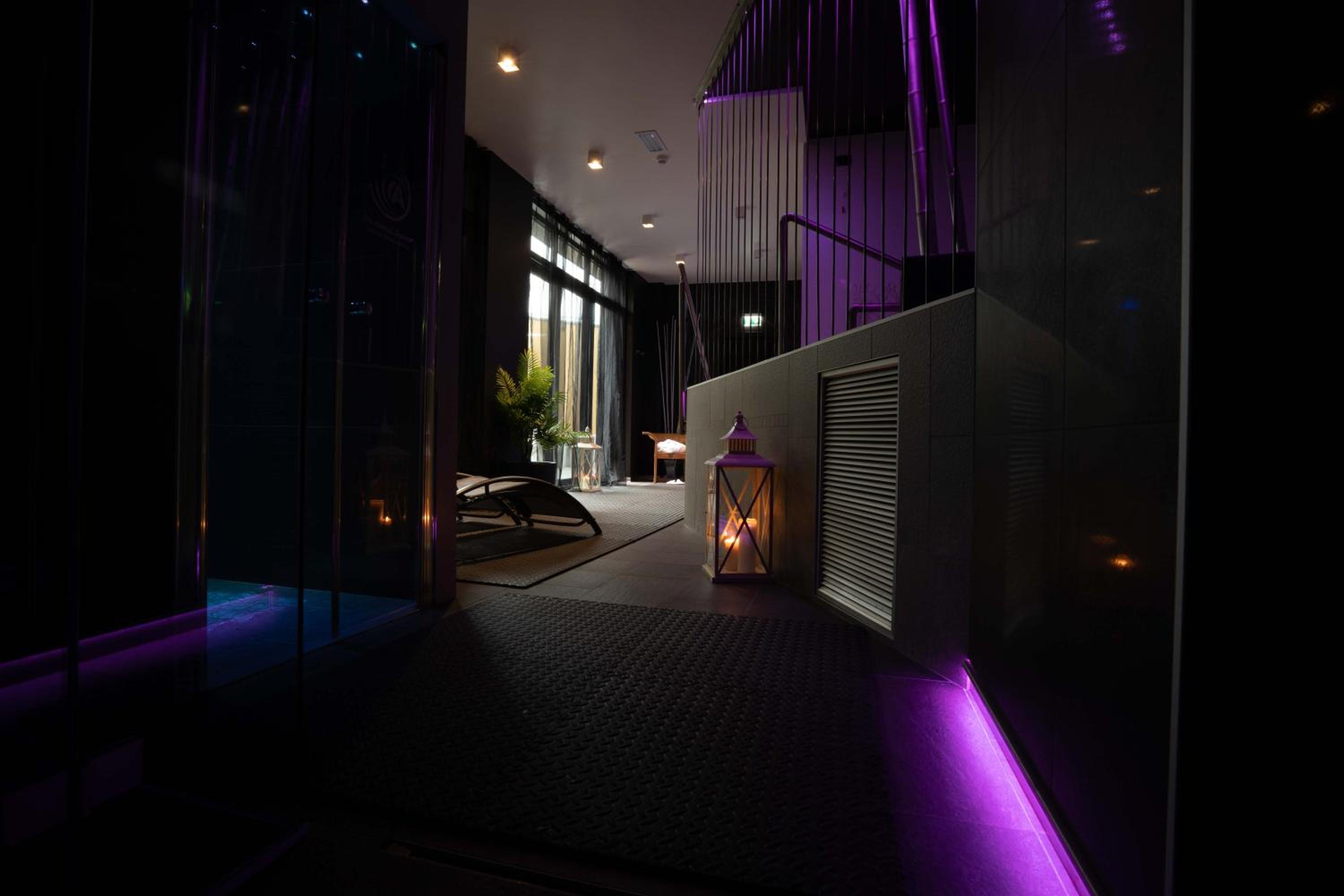 Double or Twin Room - Photo 3