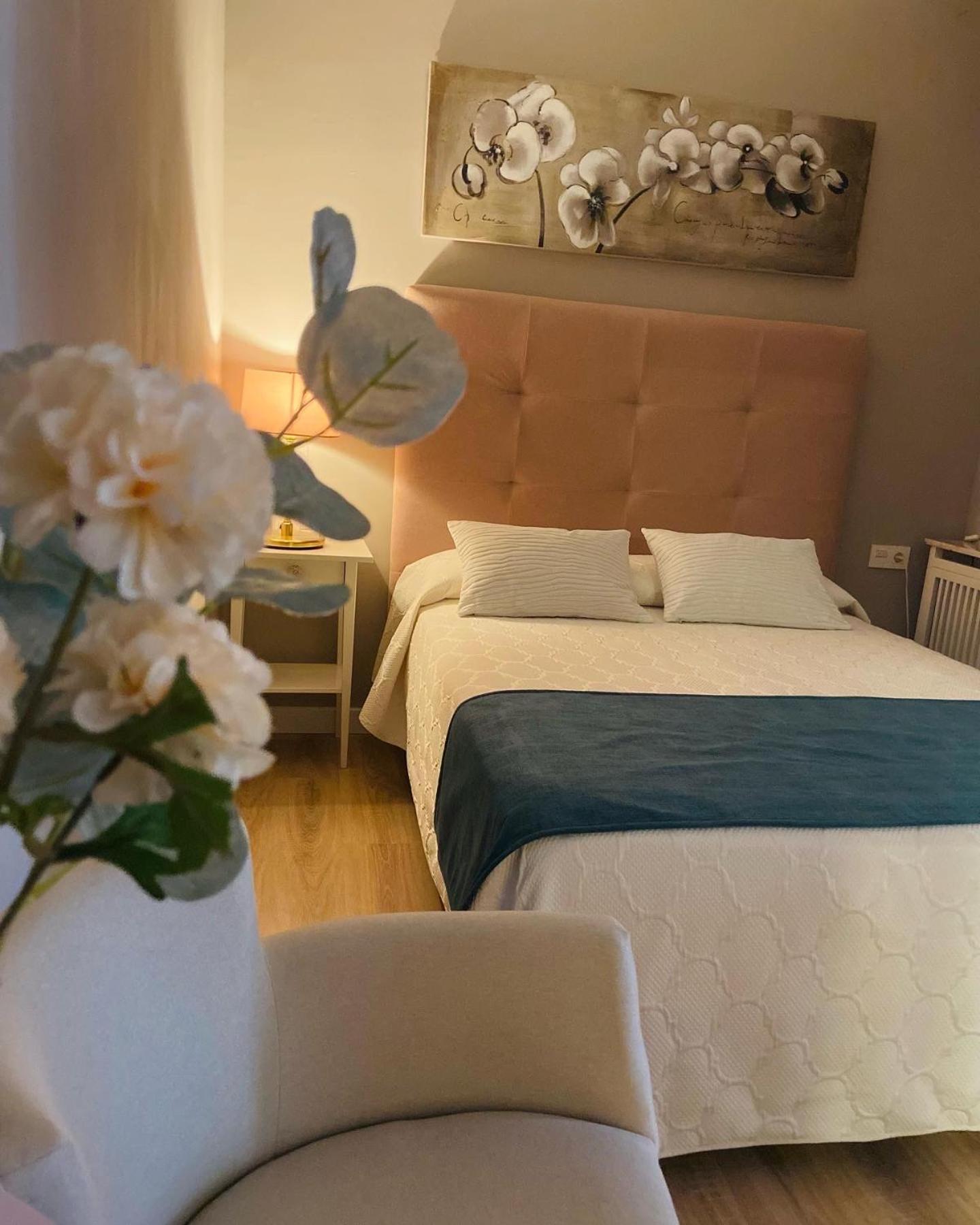 Habitación Estándar con Cama Queen