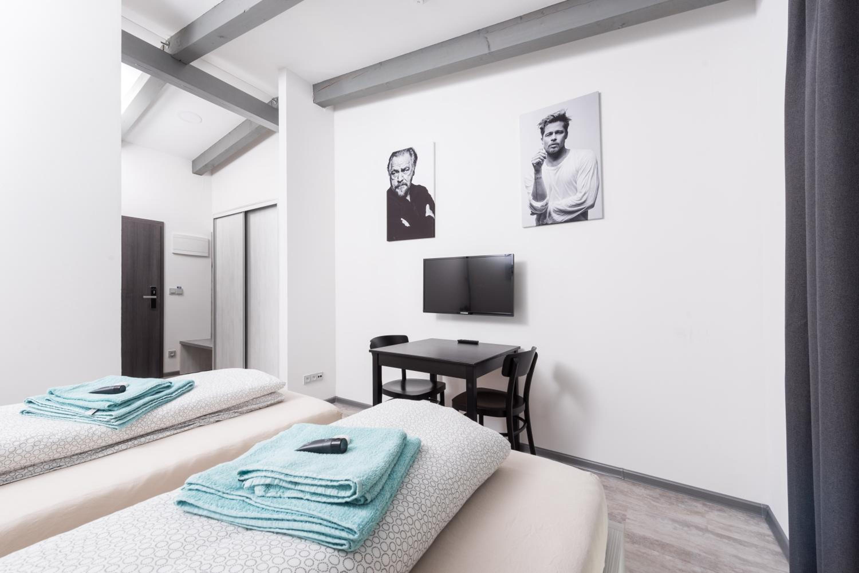 Twin Room with Balcony photo 2