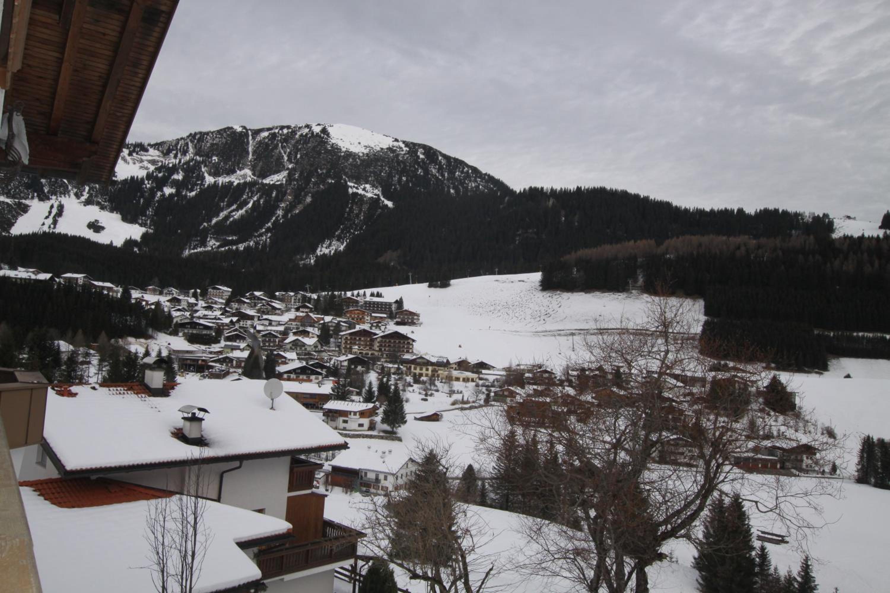Studio with Mountain View photo 2