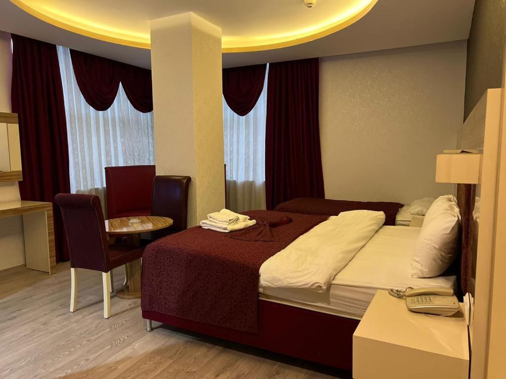 Standard Double Room - Photo 6