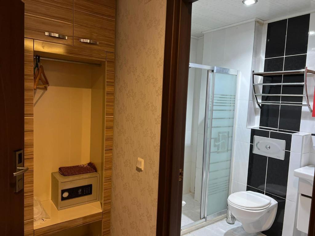 Standard Double Room - Photo 10