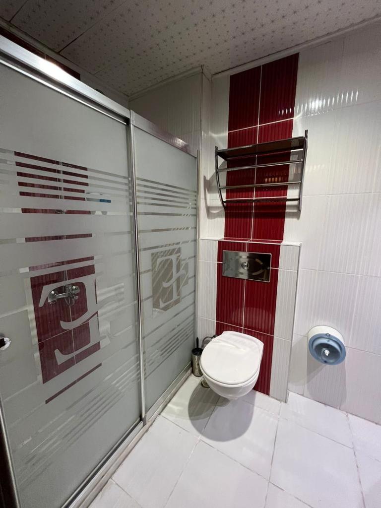 Standard Double Room - Photo 11