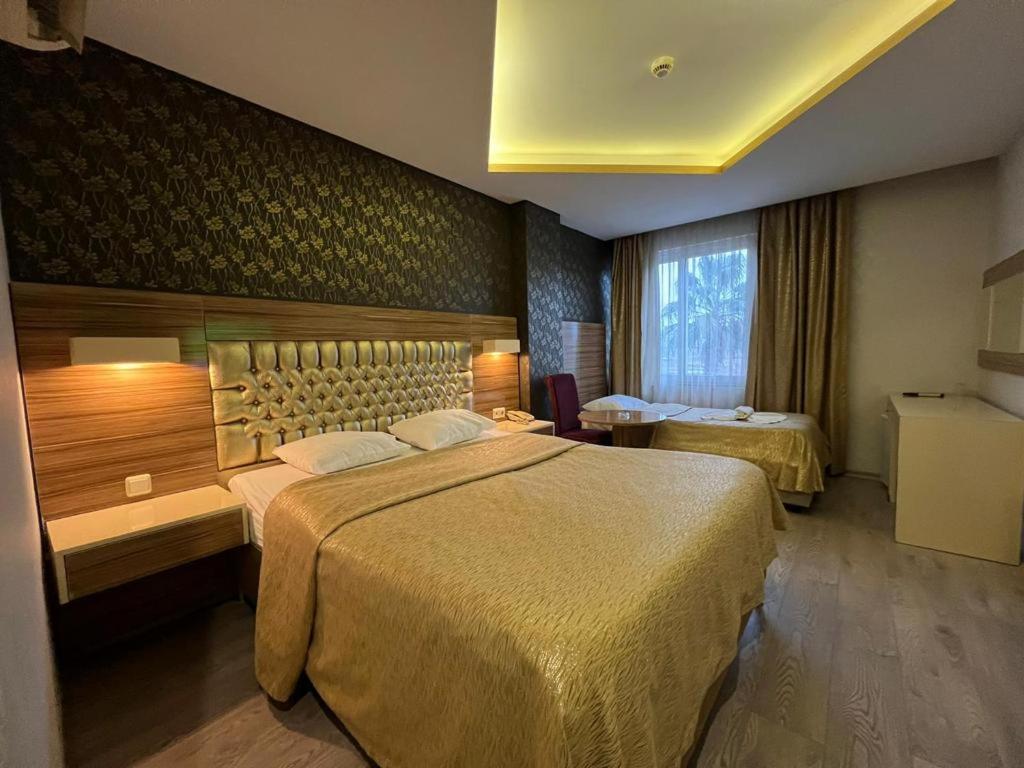 Standard Double Room - Photo 5