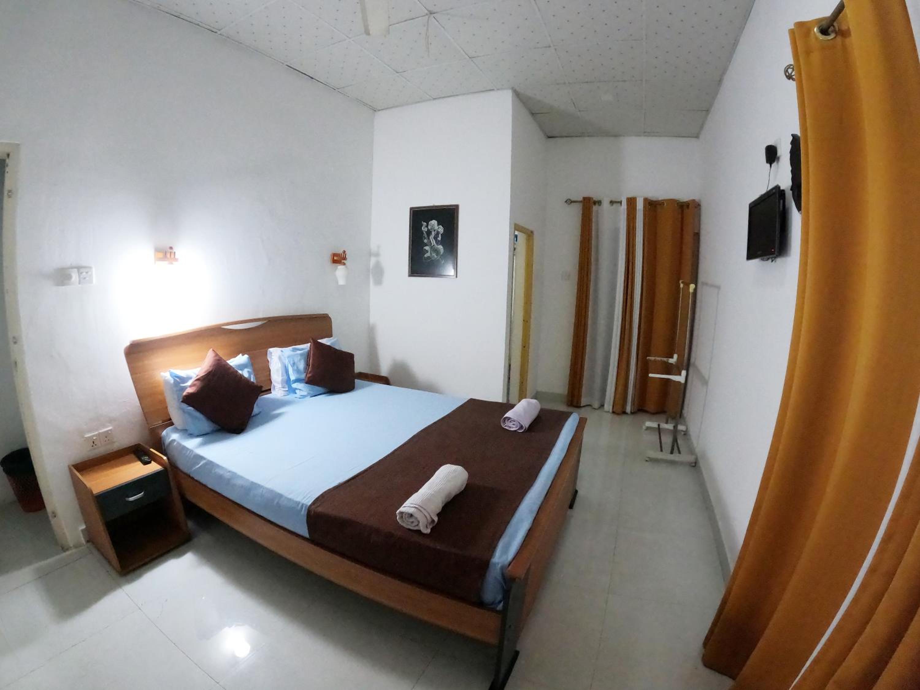 Economy Double or Twin Room photo 1