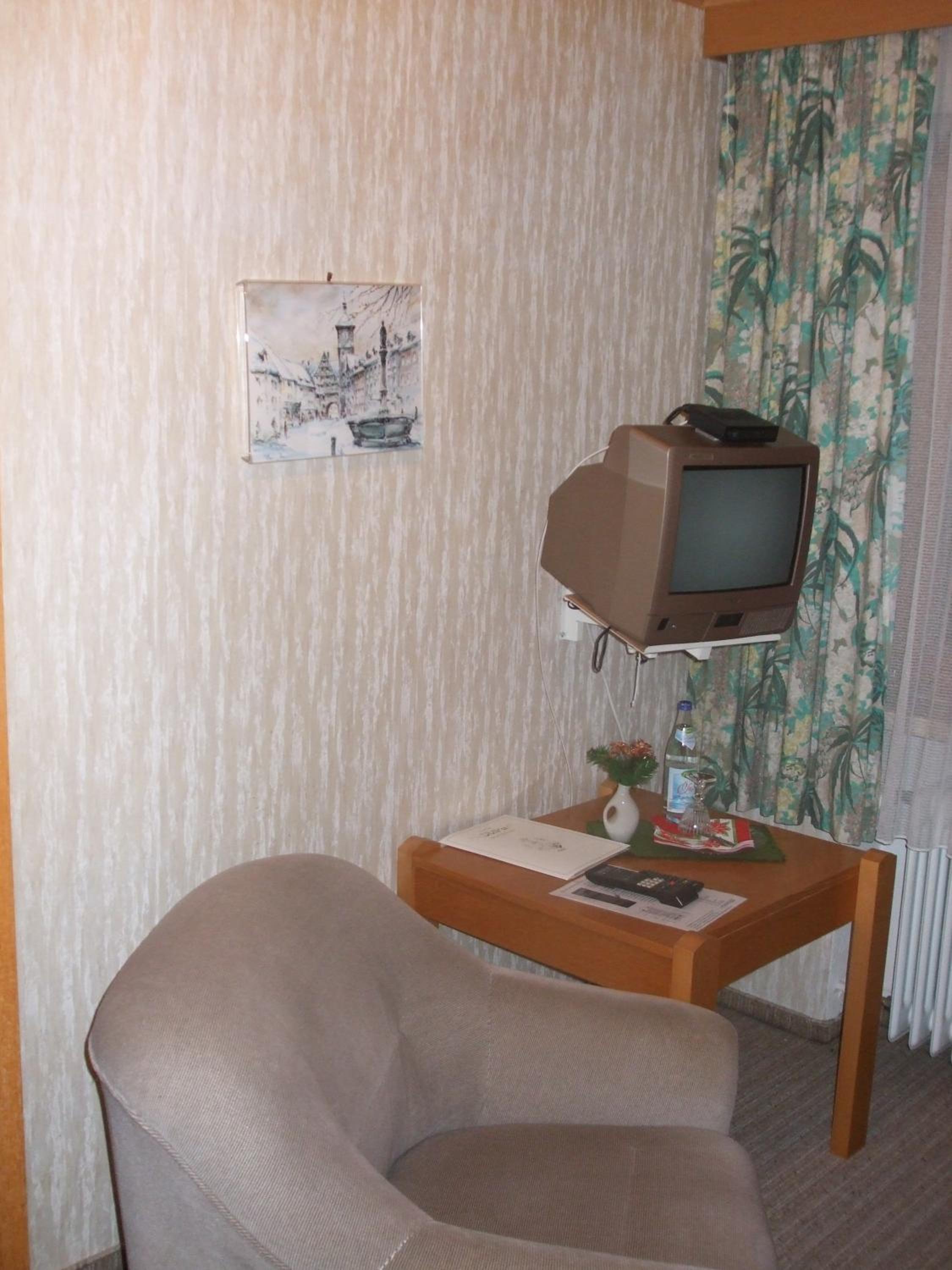Standard Single Room with Shower photo 2