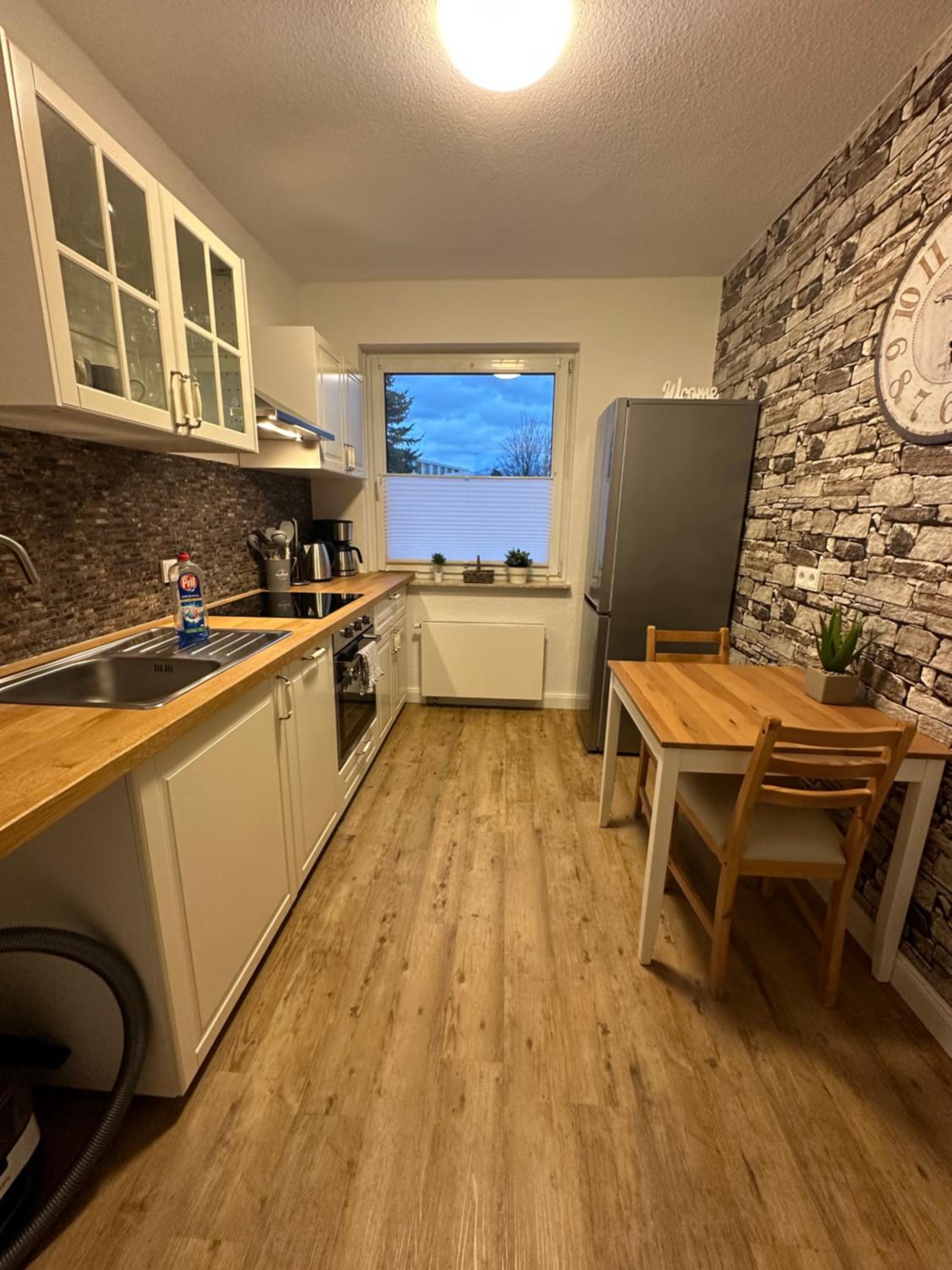 Two-Bedroom Apartment with Balcony photo 2