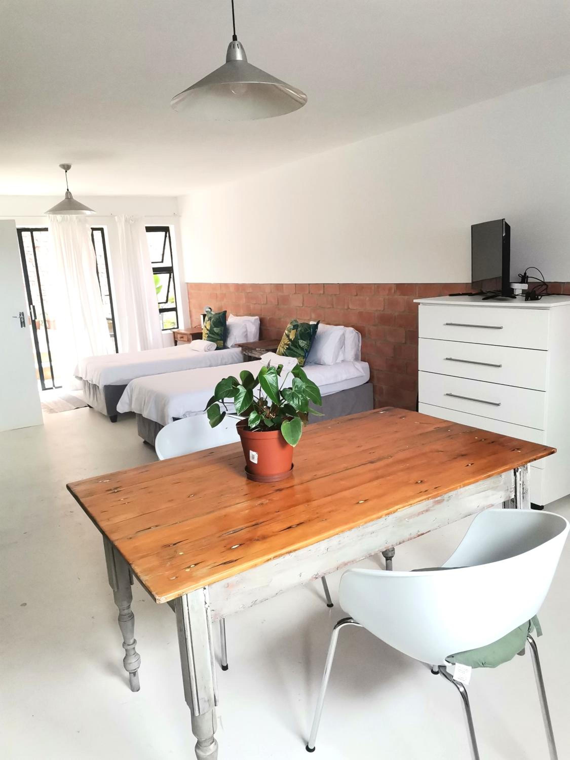 Standard Studio - Photo 1