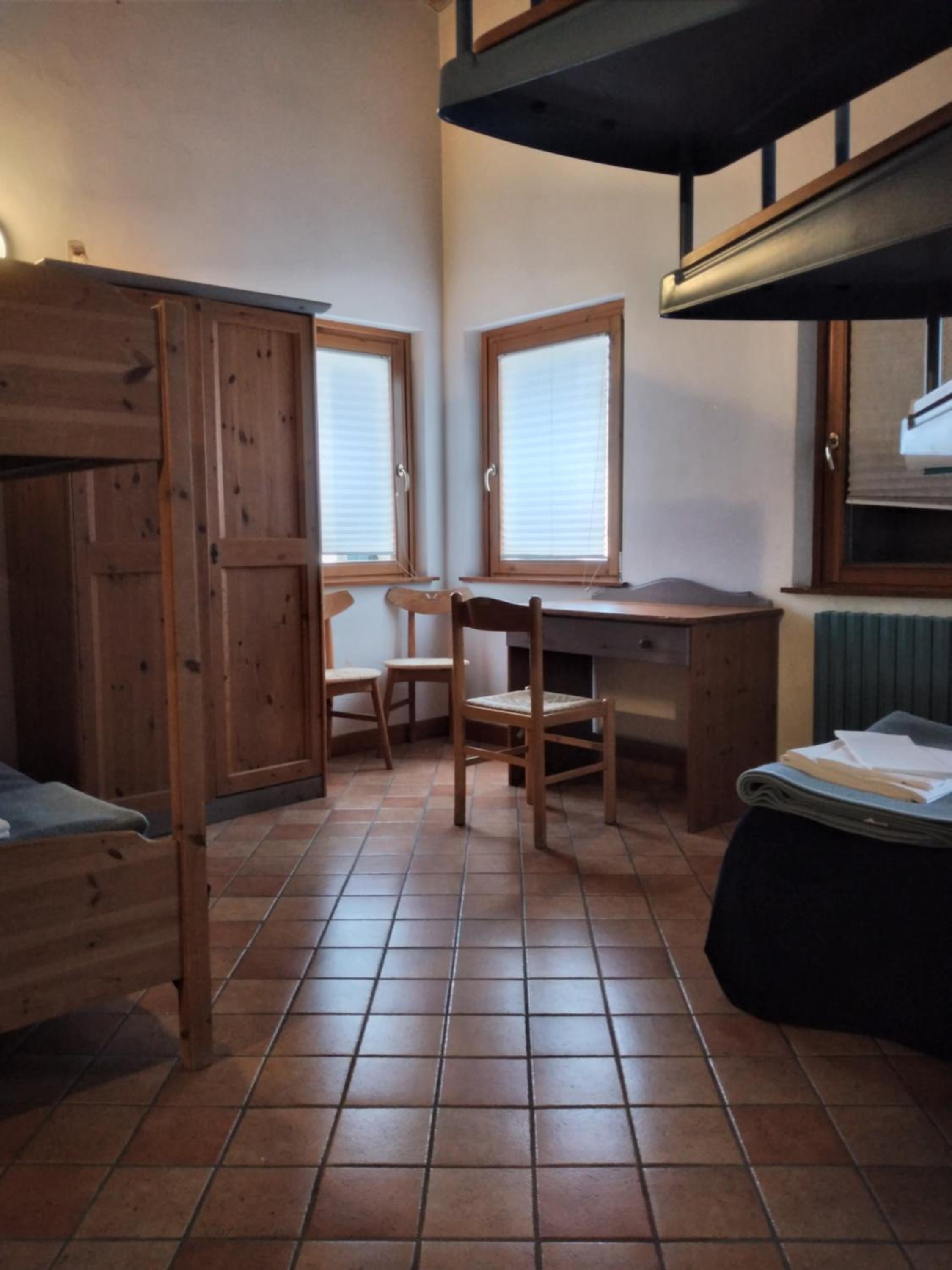 Single Bed in Female Dormitory Room photo 2