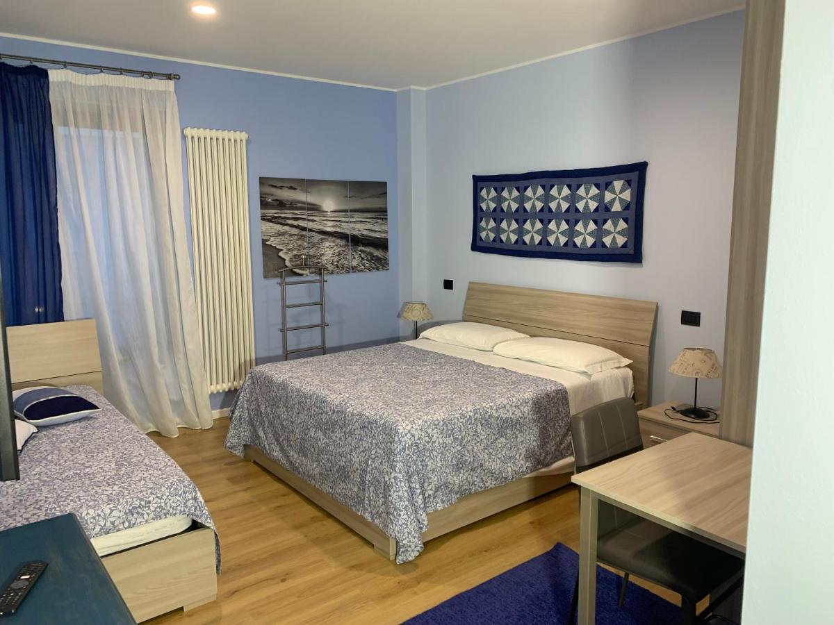 Double Room with Private Bathroom photo 3