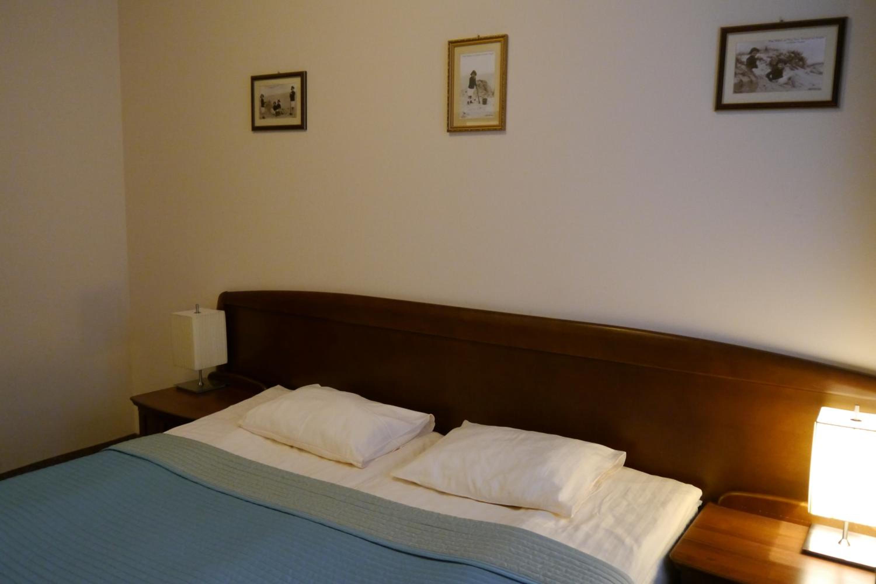 Double Room - Photo 15