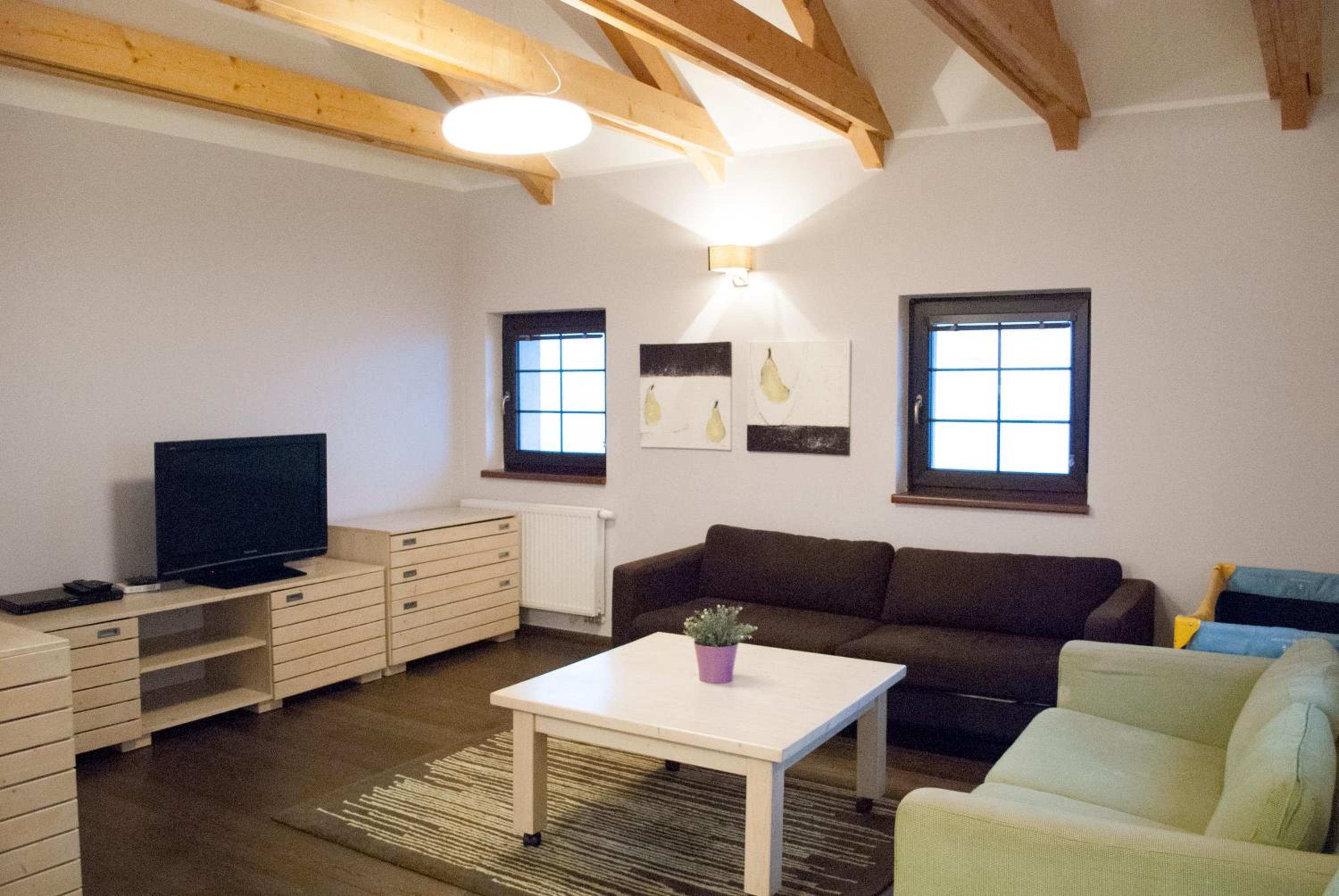 Apartment photo 3