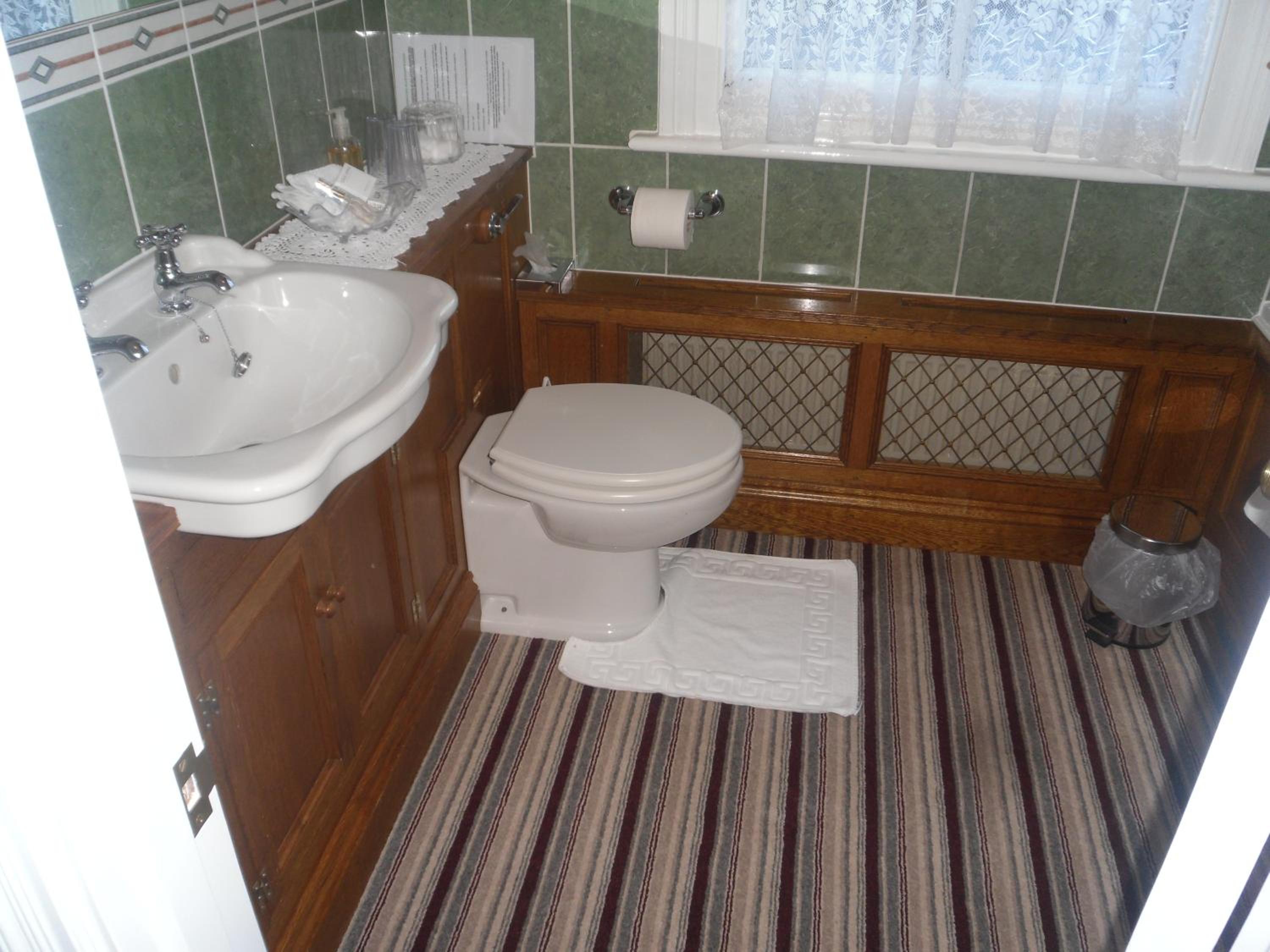 King Room with Spa Bath photo 2