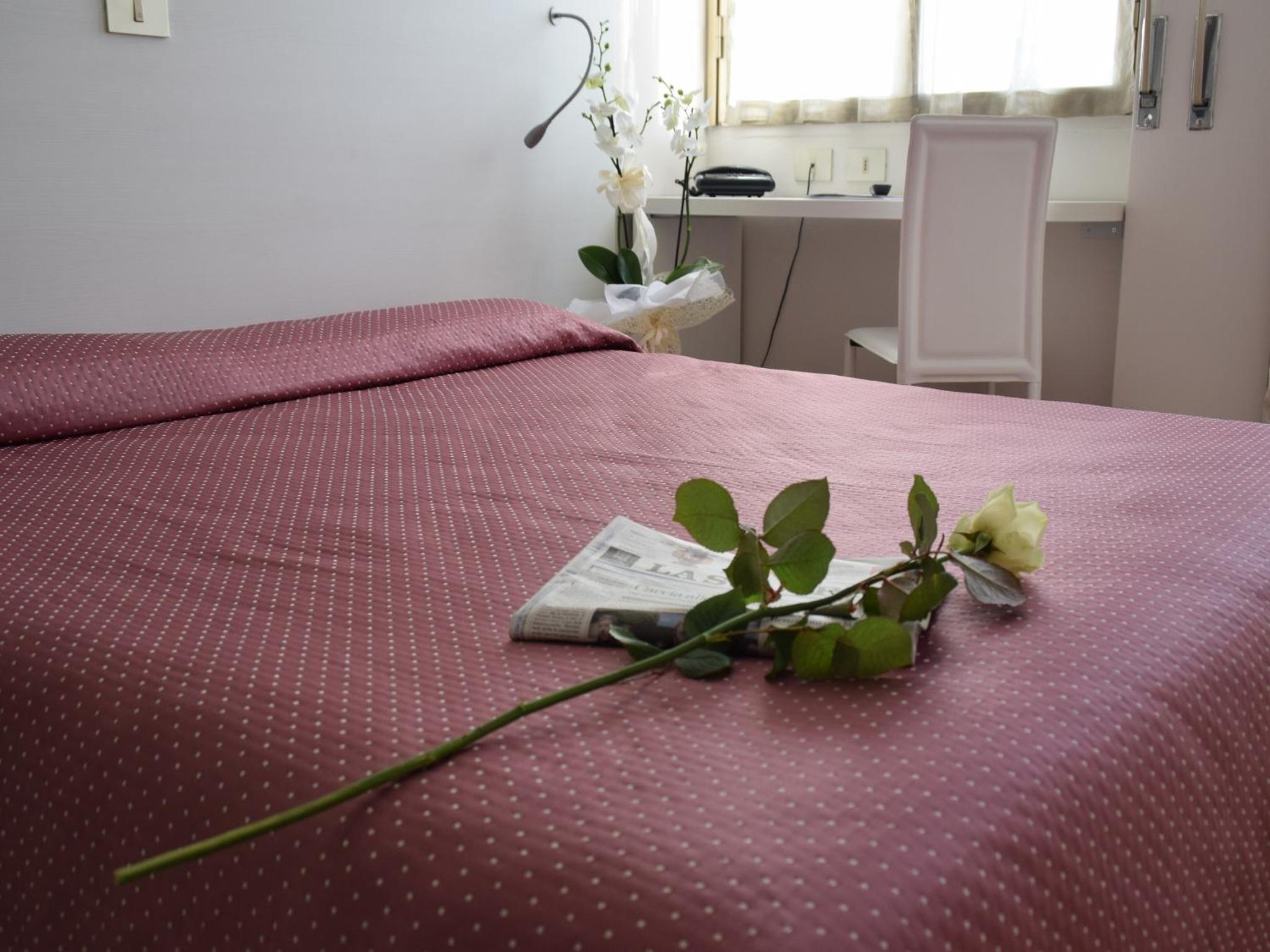 Double or Twin Room with Sea View photo 1