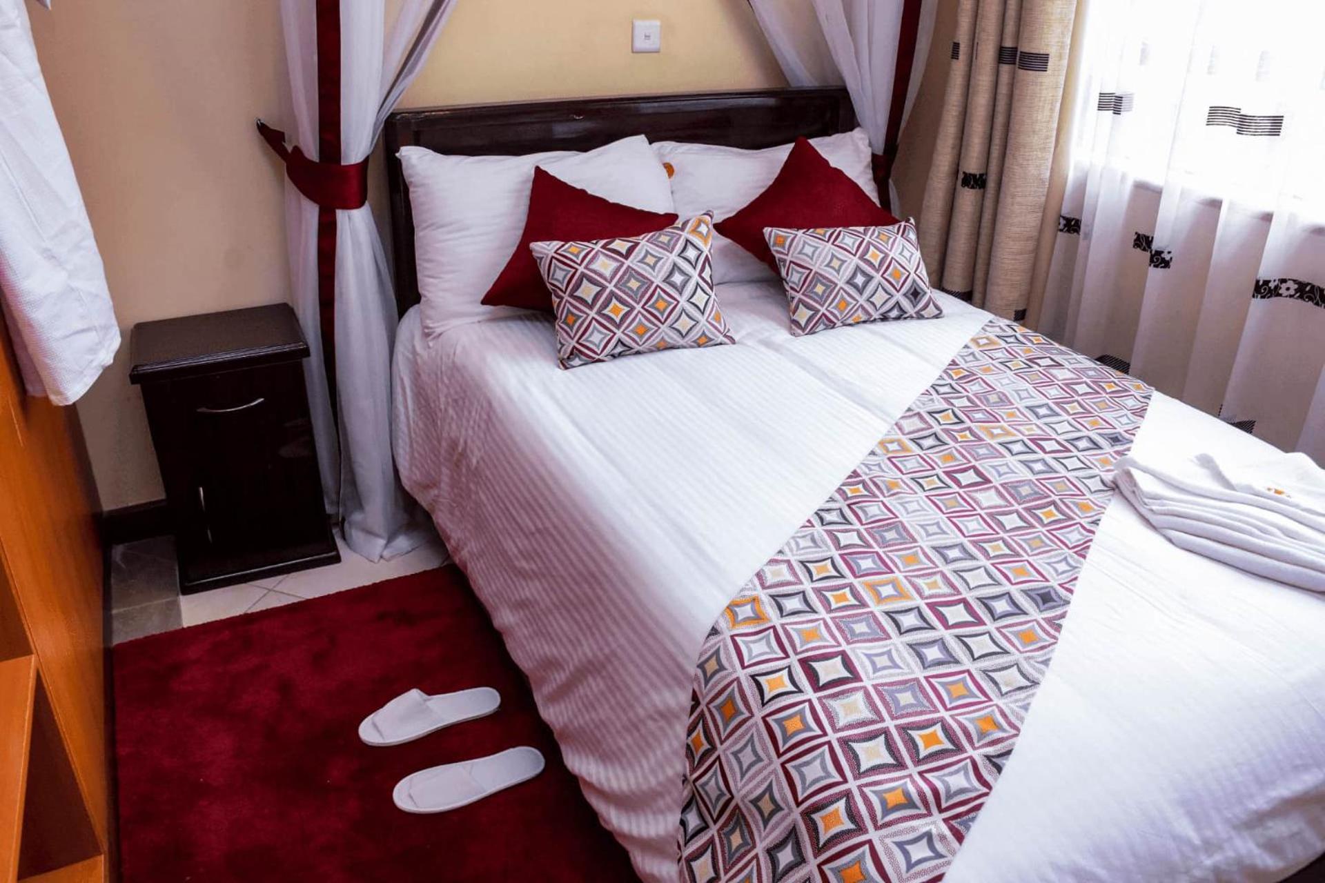 Superior King Room - Photo 7