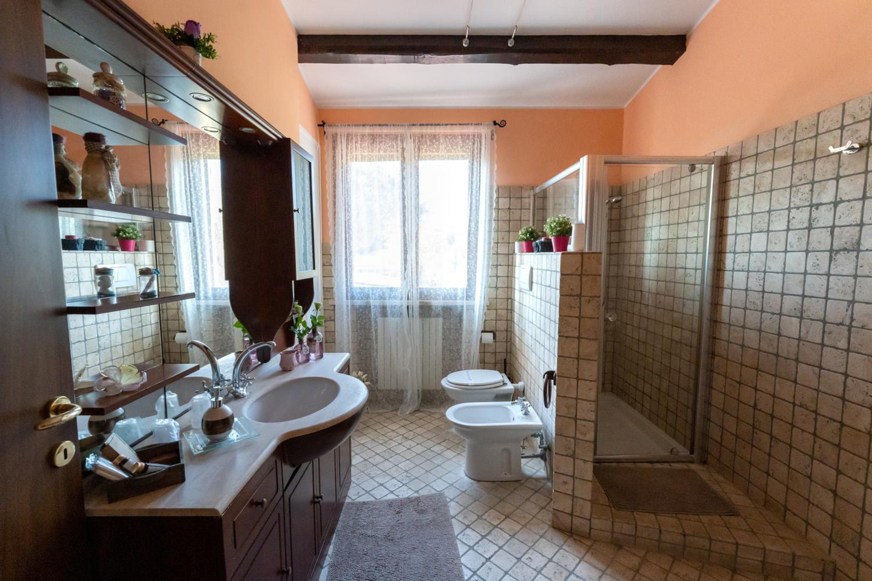 Double Room - Photo 7