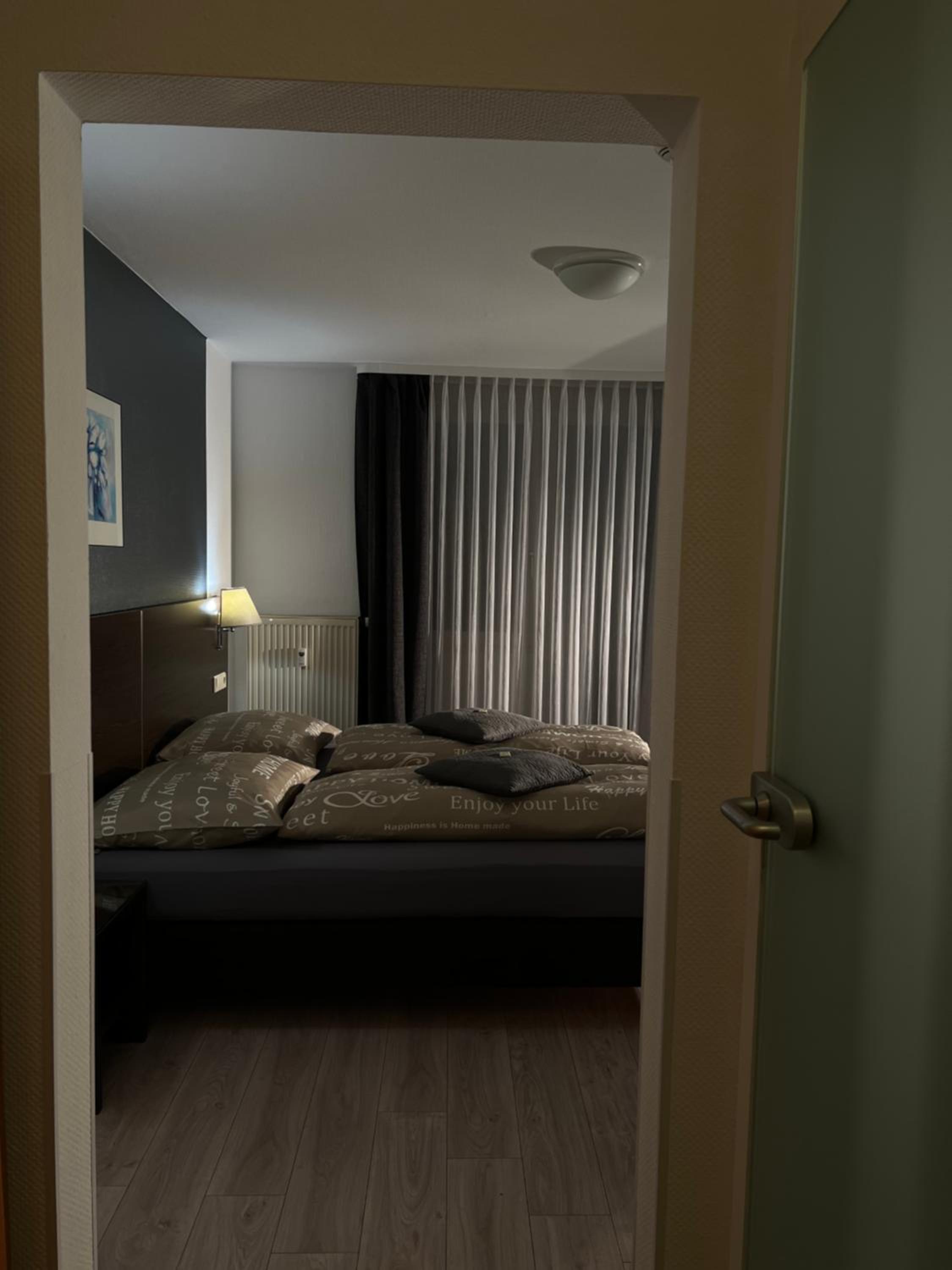 Apartment photo 2