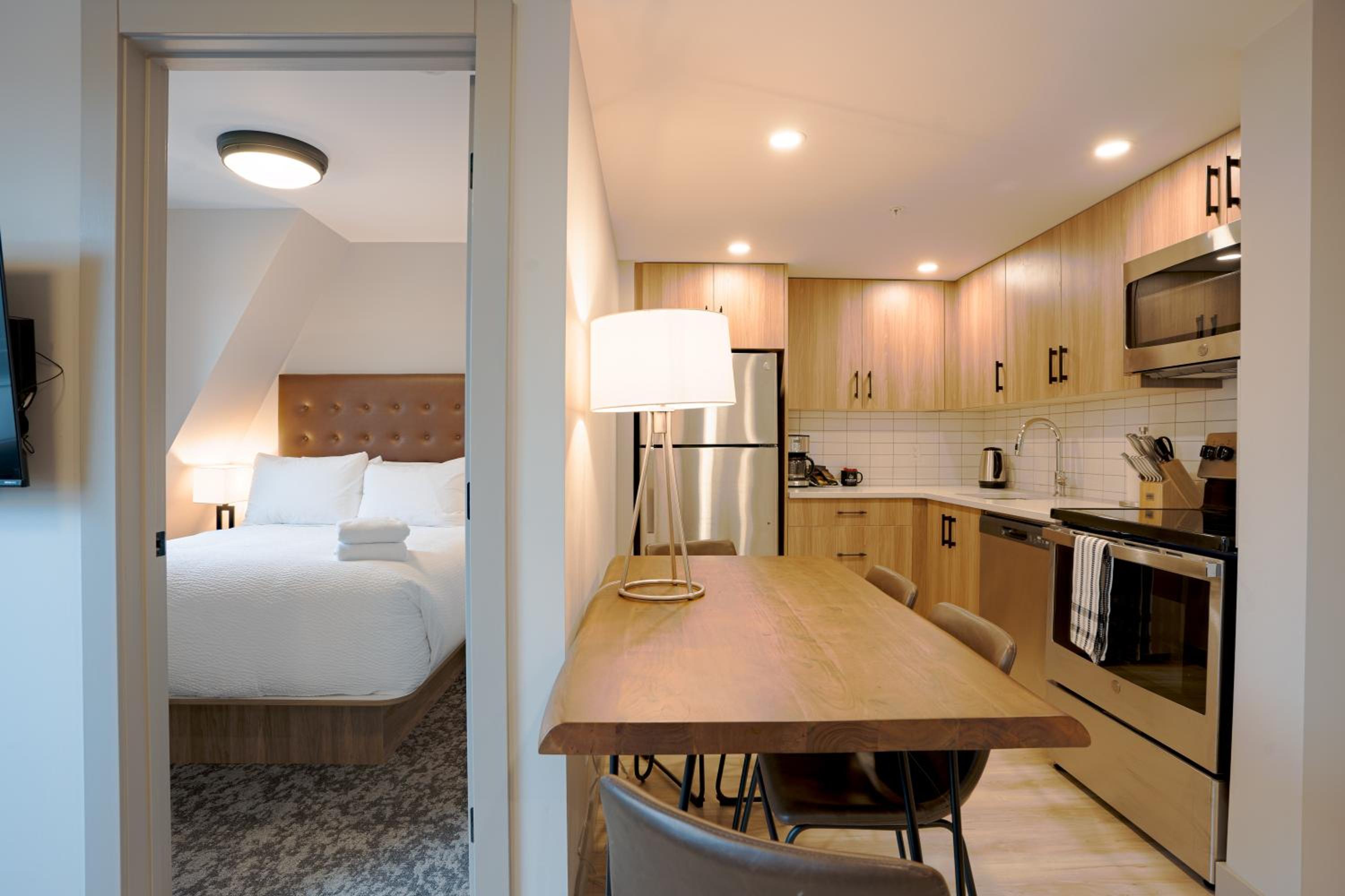 Two-Bedroom Apartment - Photo 4