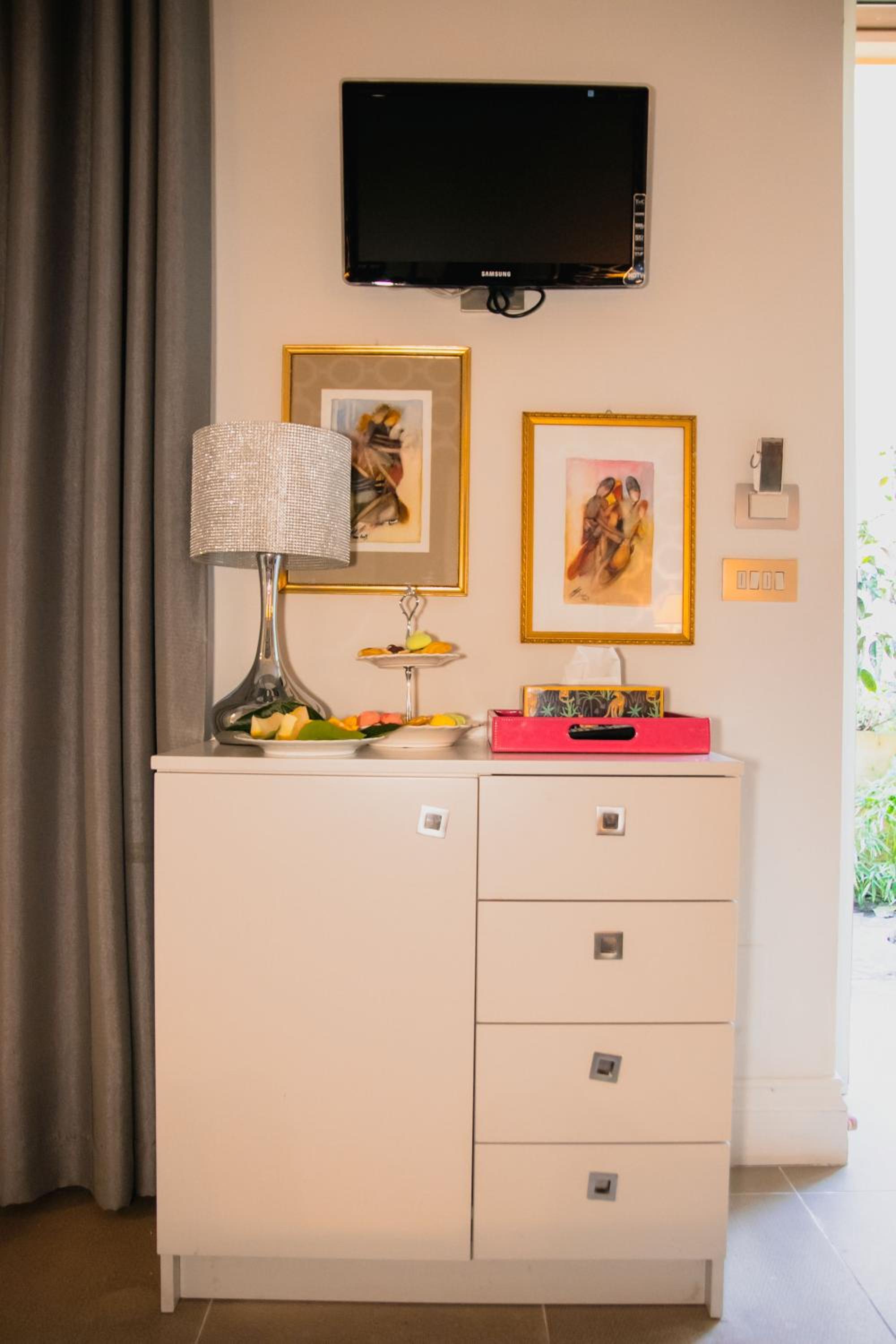 Large Double Room photo 3