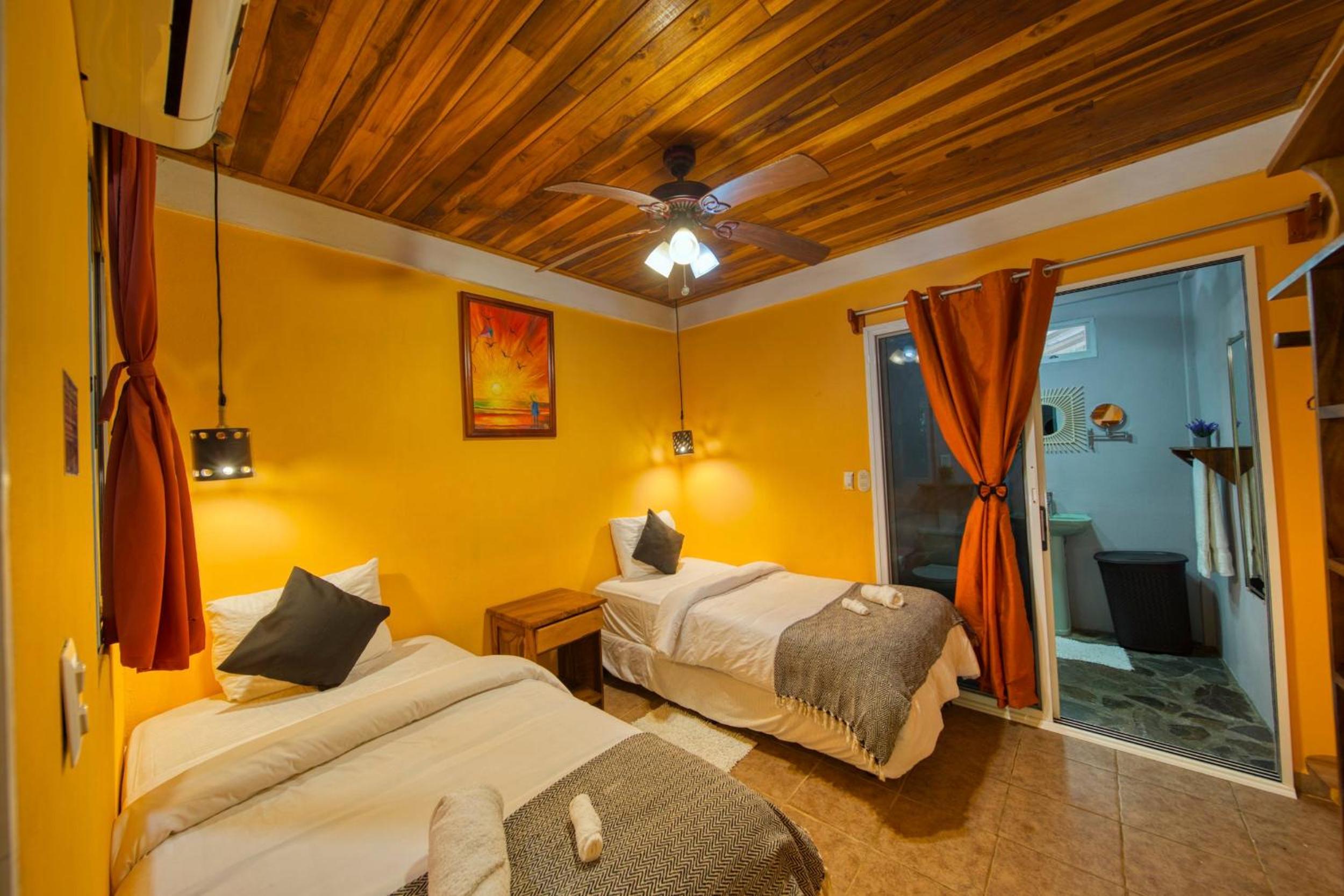 Bamboo Deluxe Room photo 3